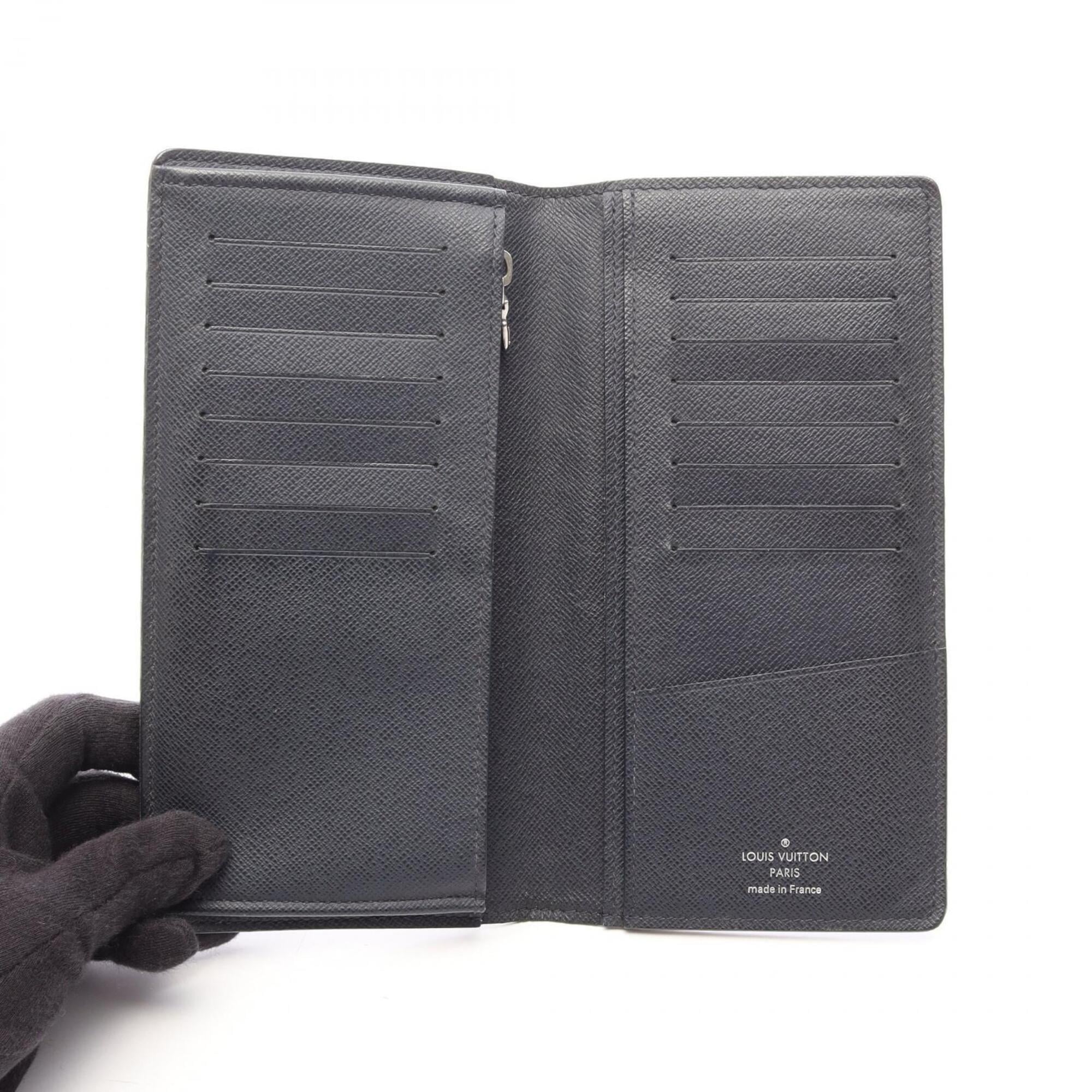 Louis Vuitton Ardoise Black Taiga Leather Long Wallet (Bi-Fold) (Pre-Owned)