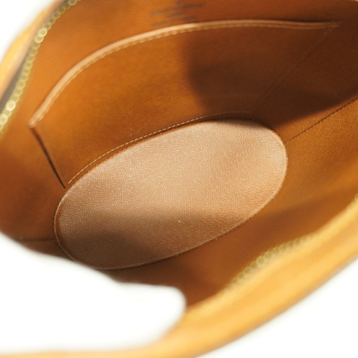 Louis Vuitton Brown Shoulder Bag (Pre-Owned)