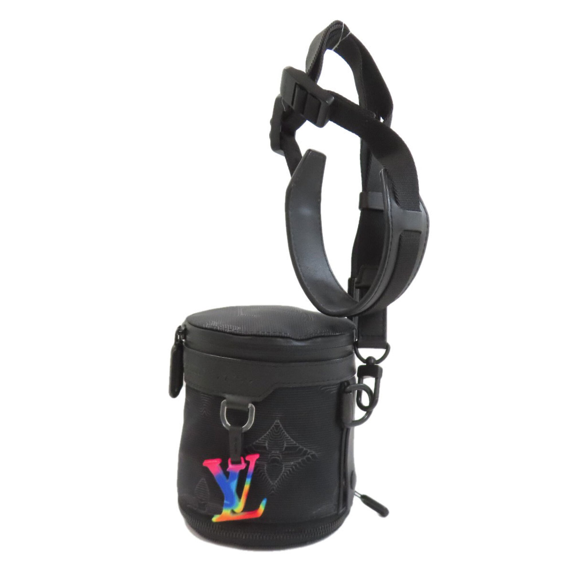 Louis Vuitton Black Nylon Shoulder Bag (Pre-Owned)