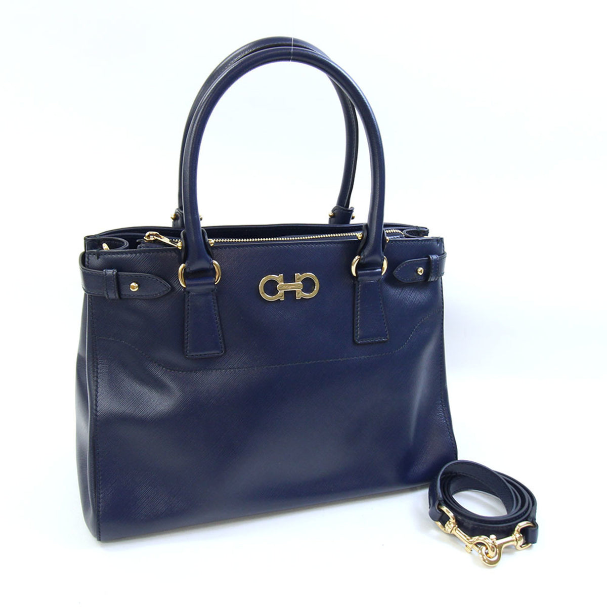 Salvatore Ferragamo Navy Leather Handbag Shoulder Bag (Pre-Owned)