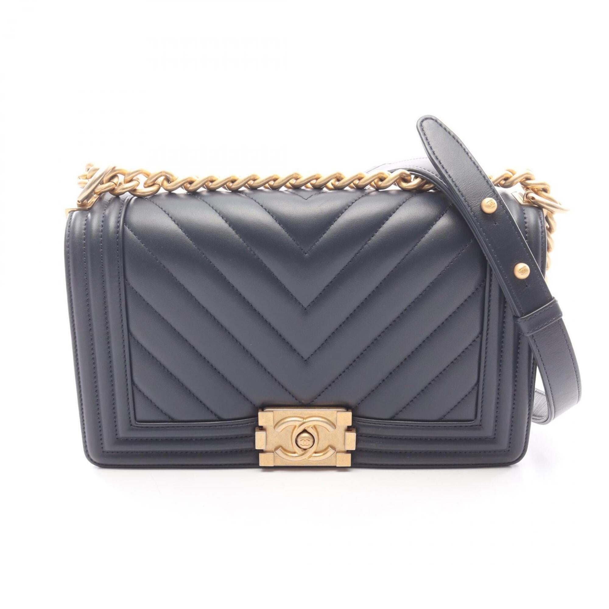 Chanel Navy Leather Handbag Shoulder Bag (Pre-Owned)