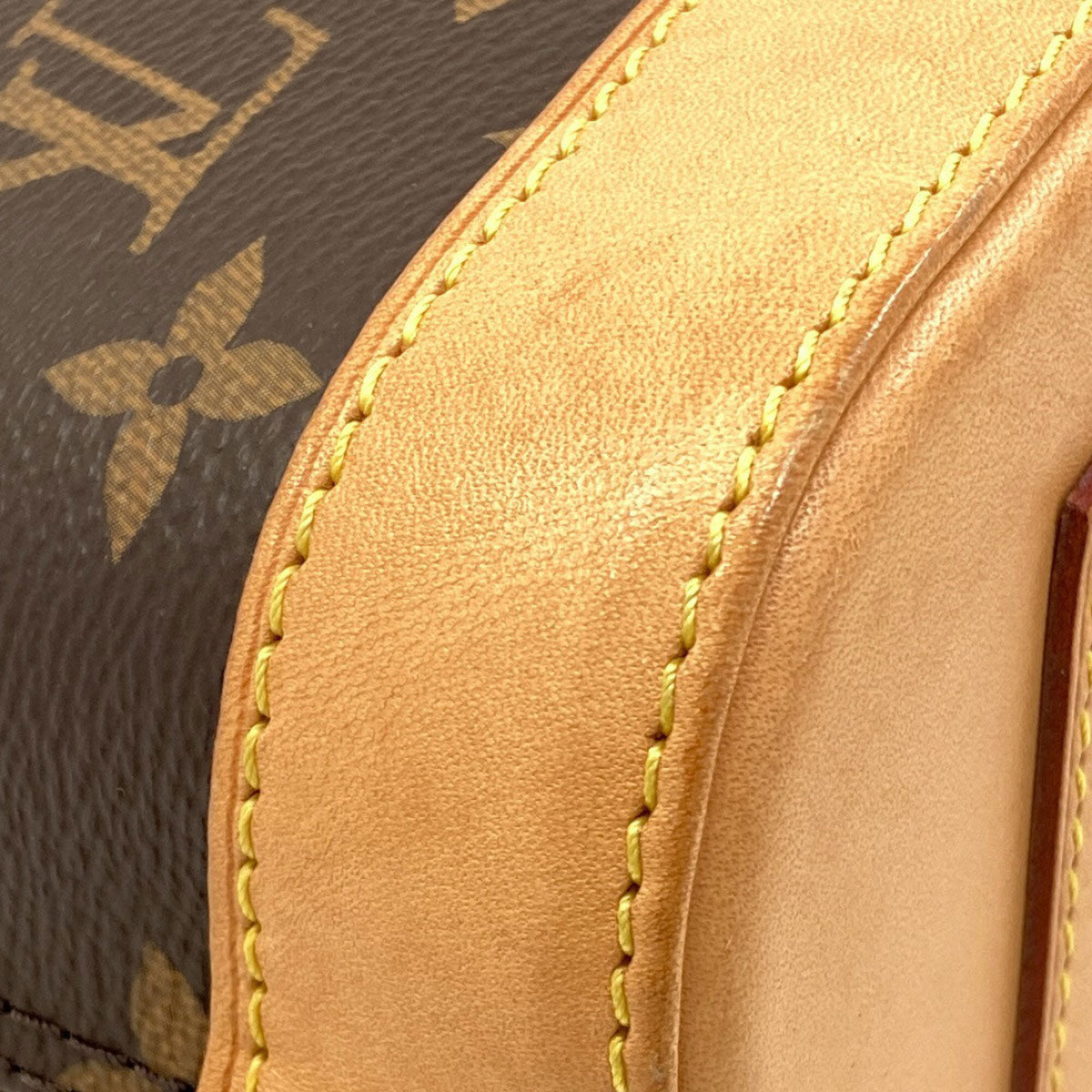 Louis Vuitton Brown Monogram Monogram Canvas Handbag (Pre-Owned)