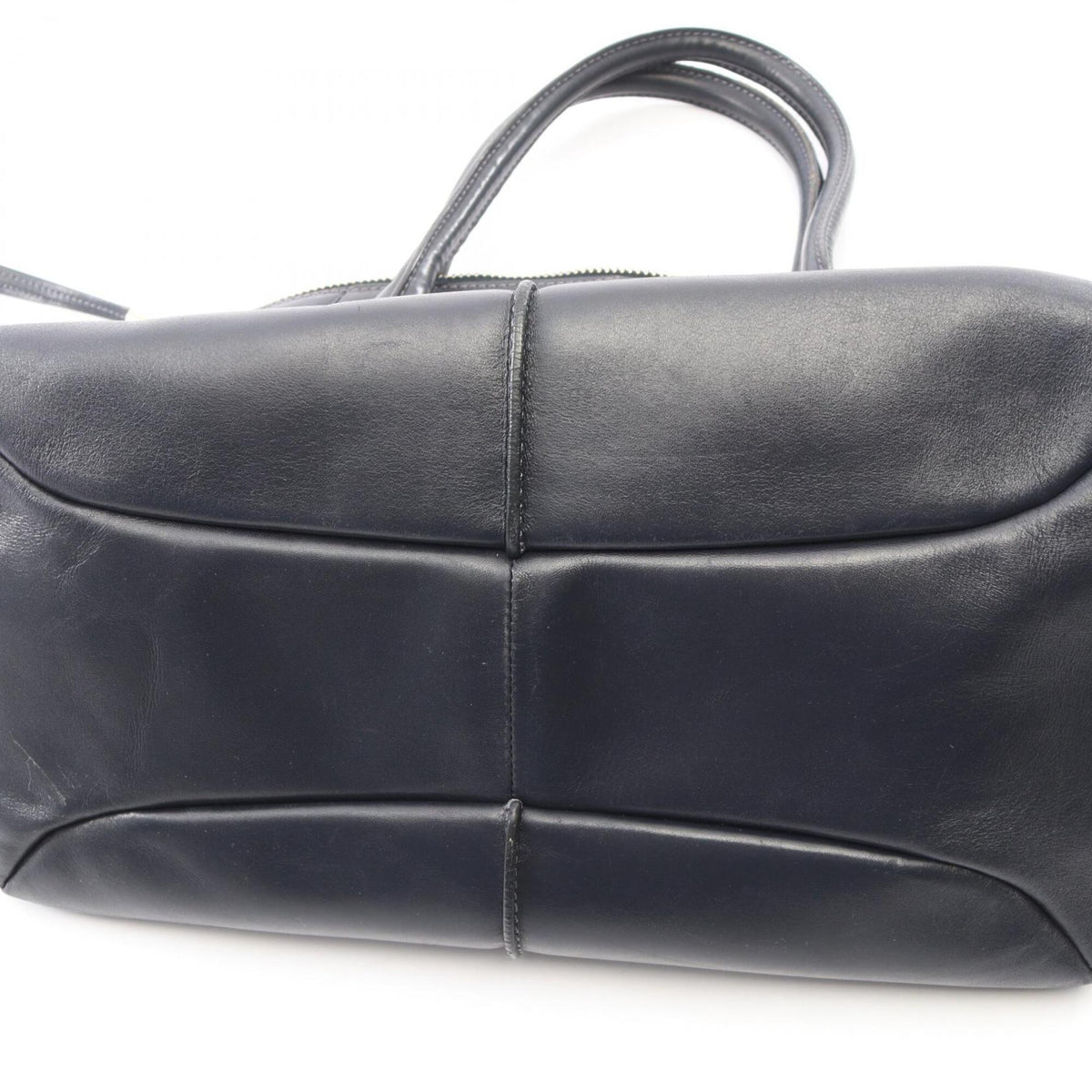 Tod's Navy Leather Handbag (Pre-Owned)