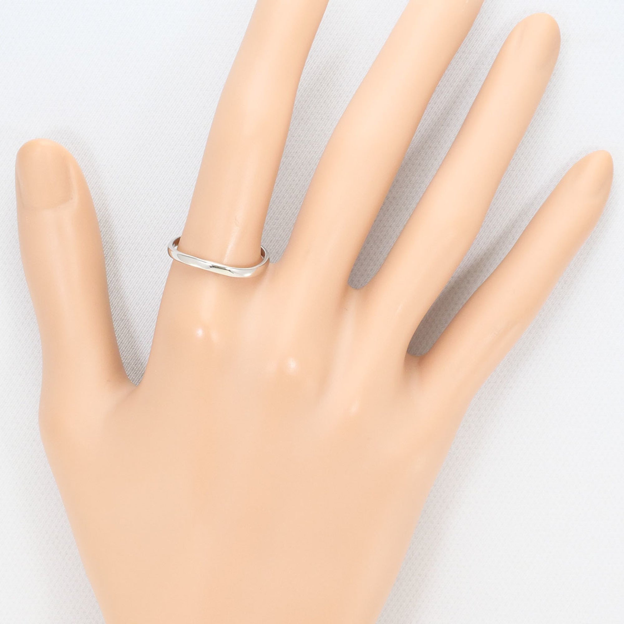 Unbranded White Gold White Gold (14K) Band Ring (Pre-Owned)