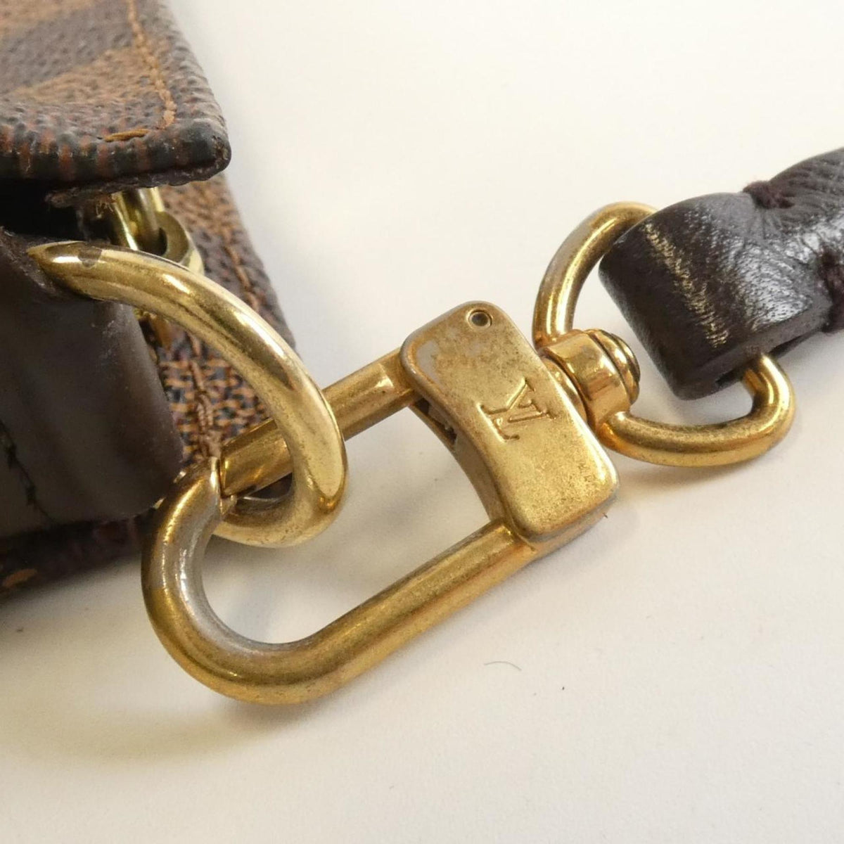 Louis Vuitton Brown Coated Canvas Pouch (Pre-Owned)