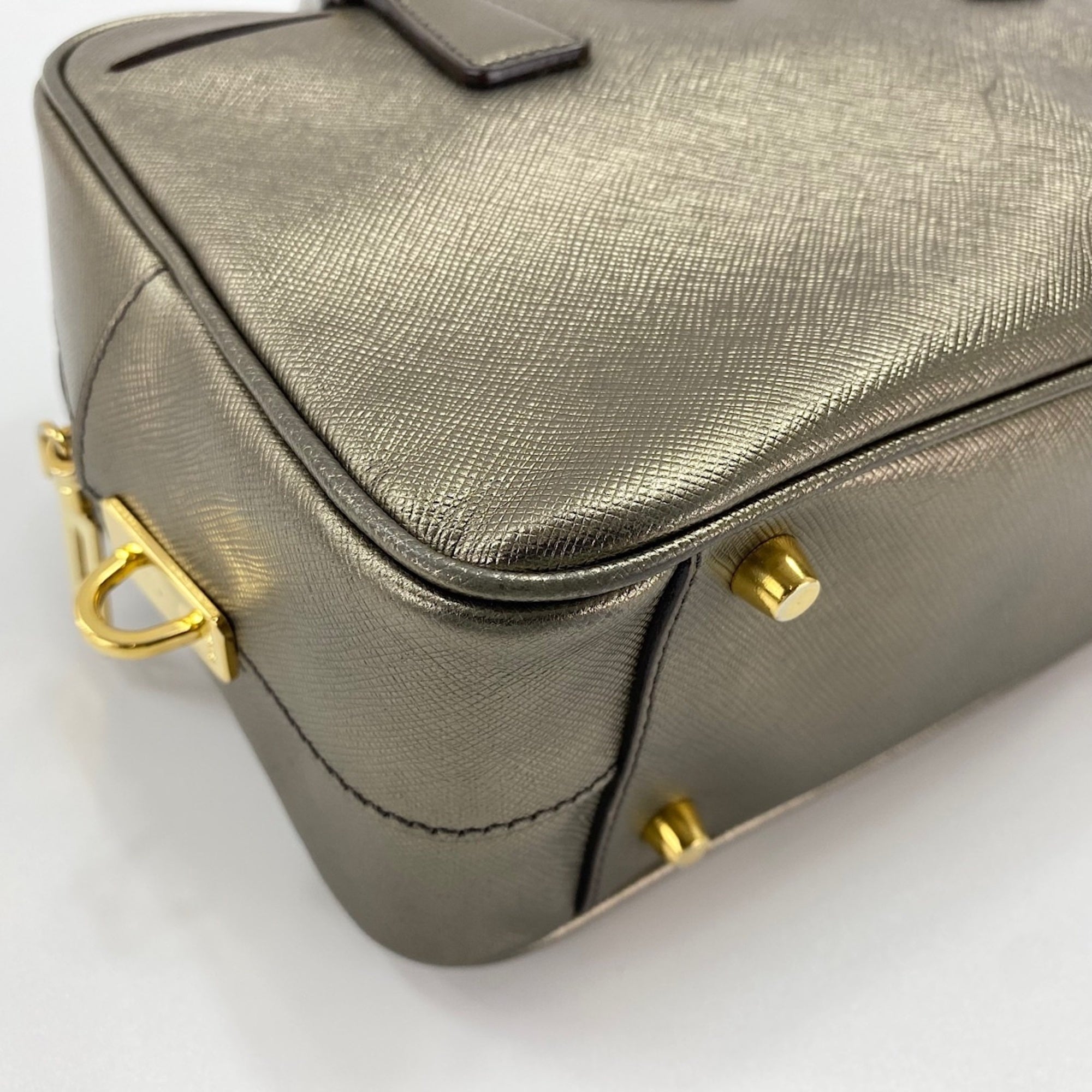 Prada Saffiano Gold Saffiano Handbag (Pre-Owned)
