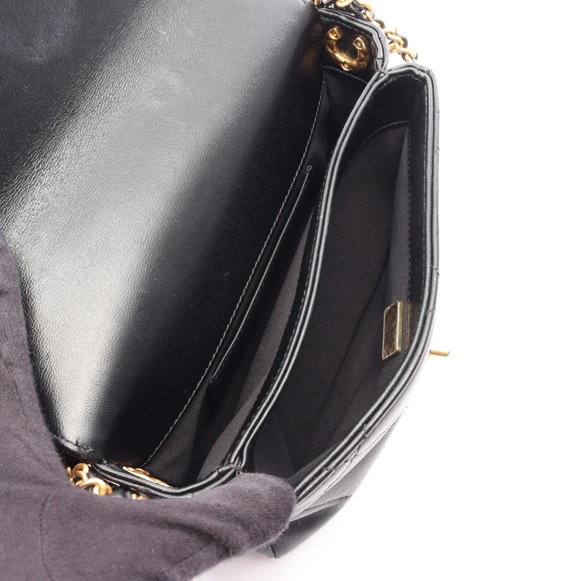 Chanel Black Leather Handbag Shoulder Bag (Pre-Owned)