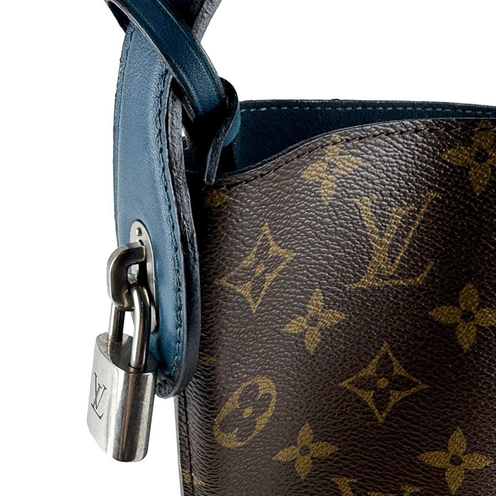 Louis Vuitton Brown Green Monogram Monogram Handbag (Pre-Owned)
