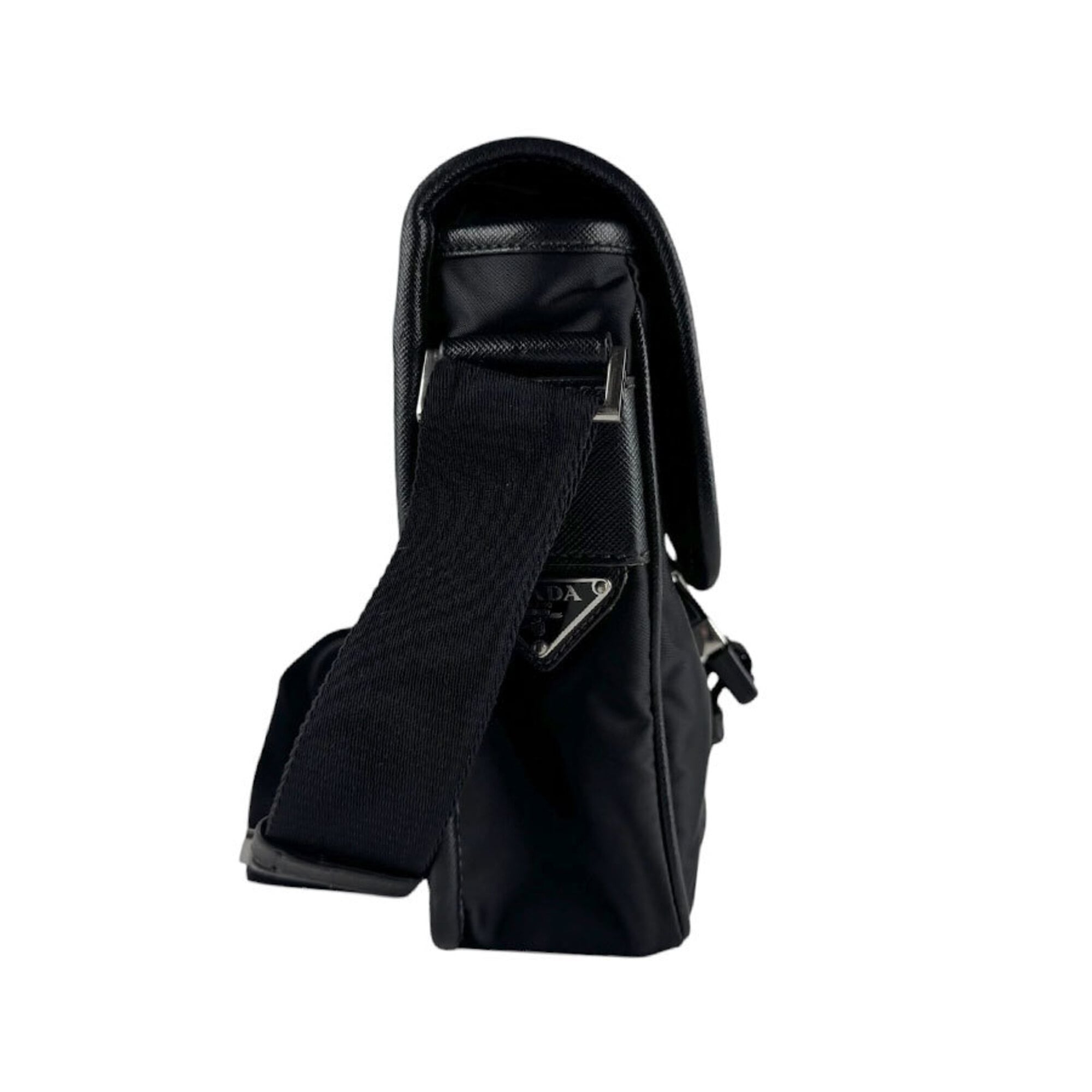 Prada Black Nylon Shoulder Bag (Pre-Owned)