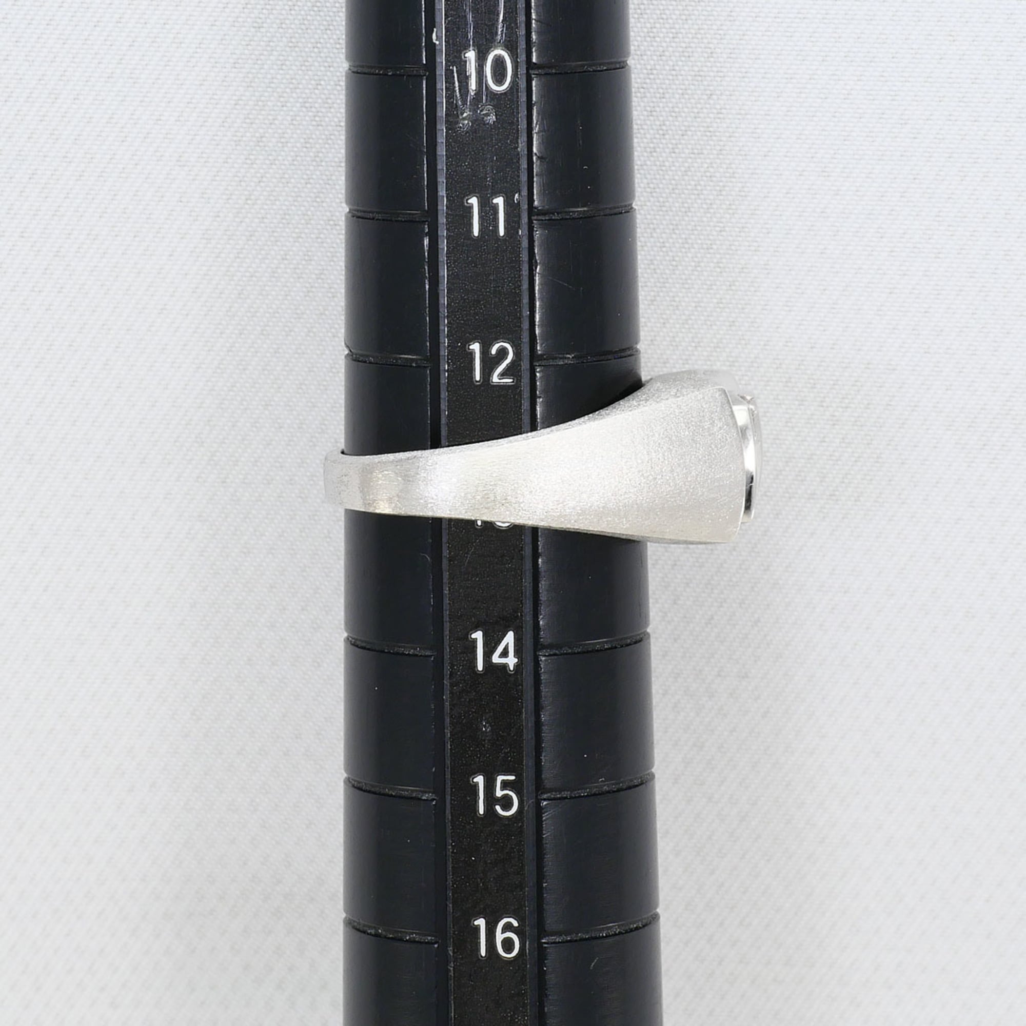 Unbranded White Gold White Gold (18K) Band Ring (Pre-Owned)