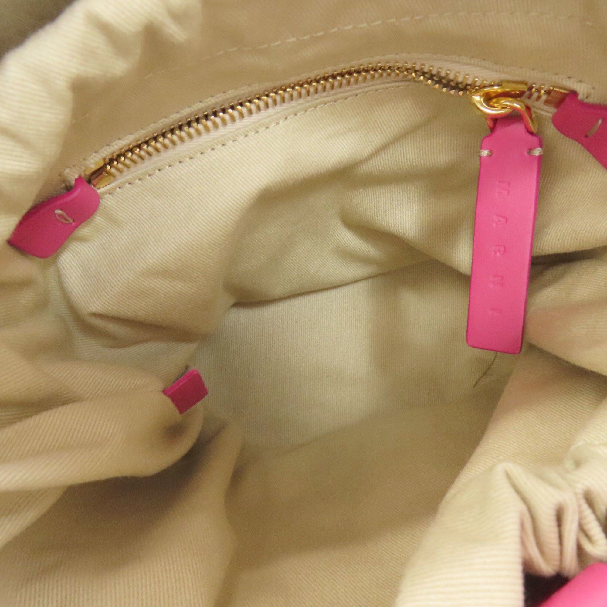 Marni Pink Leather Shoulder Bag (Pre-Owned)