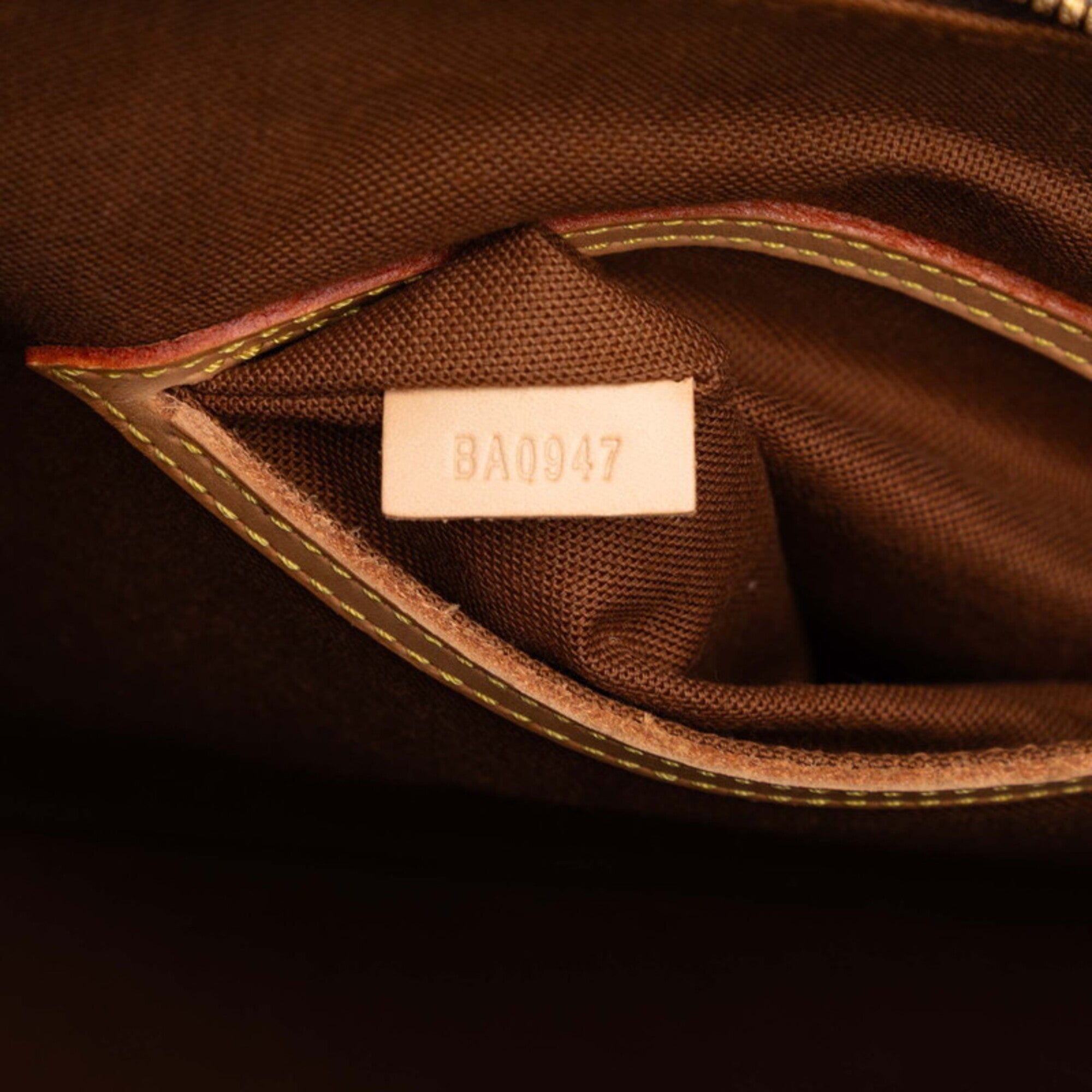 Louis Vuitton Brown Monogram Monogram Handbag (Pre-Owned)