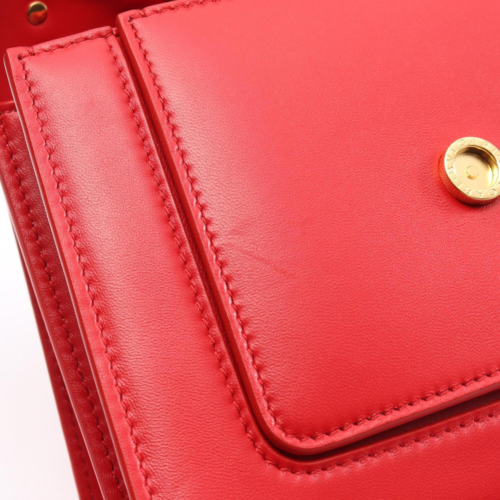 Bvlgari Red Color Leather Handbag (Pre-Owned)