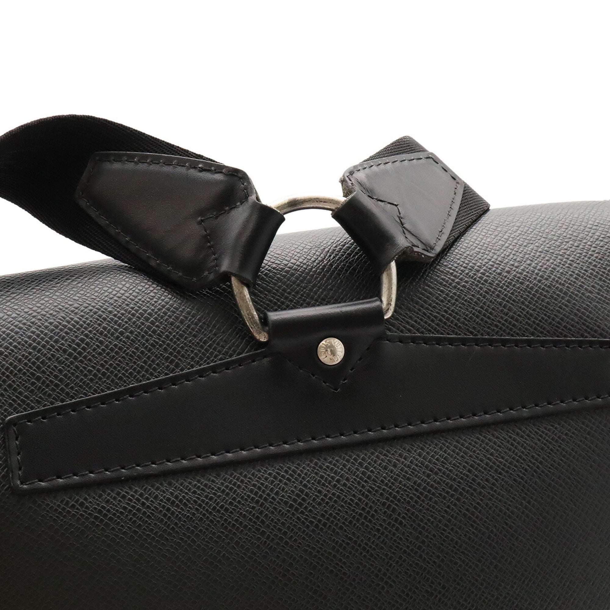 Louis Vuitton Ardoise Black Taiga Leather Leather Backpack (Pre-Owned)