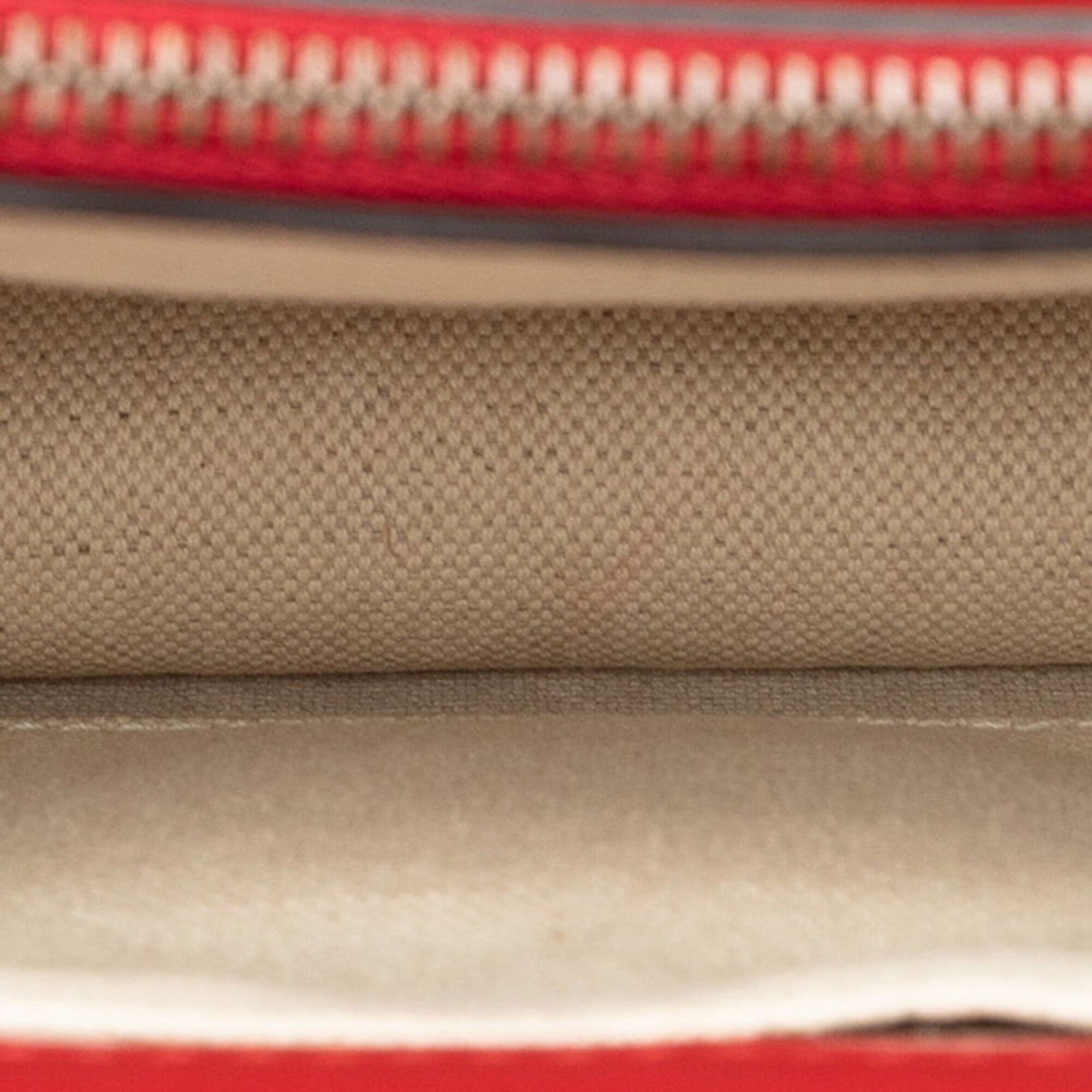 Gucci Red Color Leather Handbag Shoulder Bag (Pre-Owned)