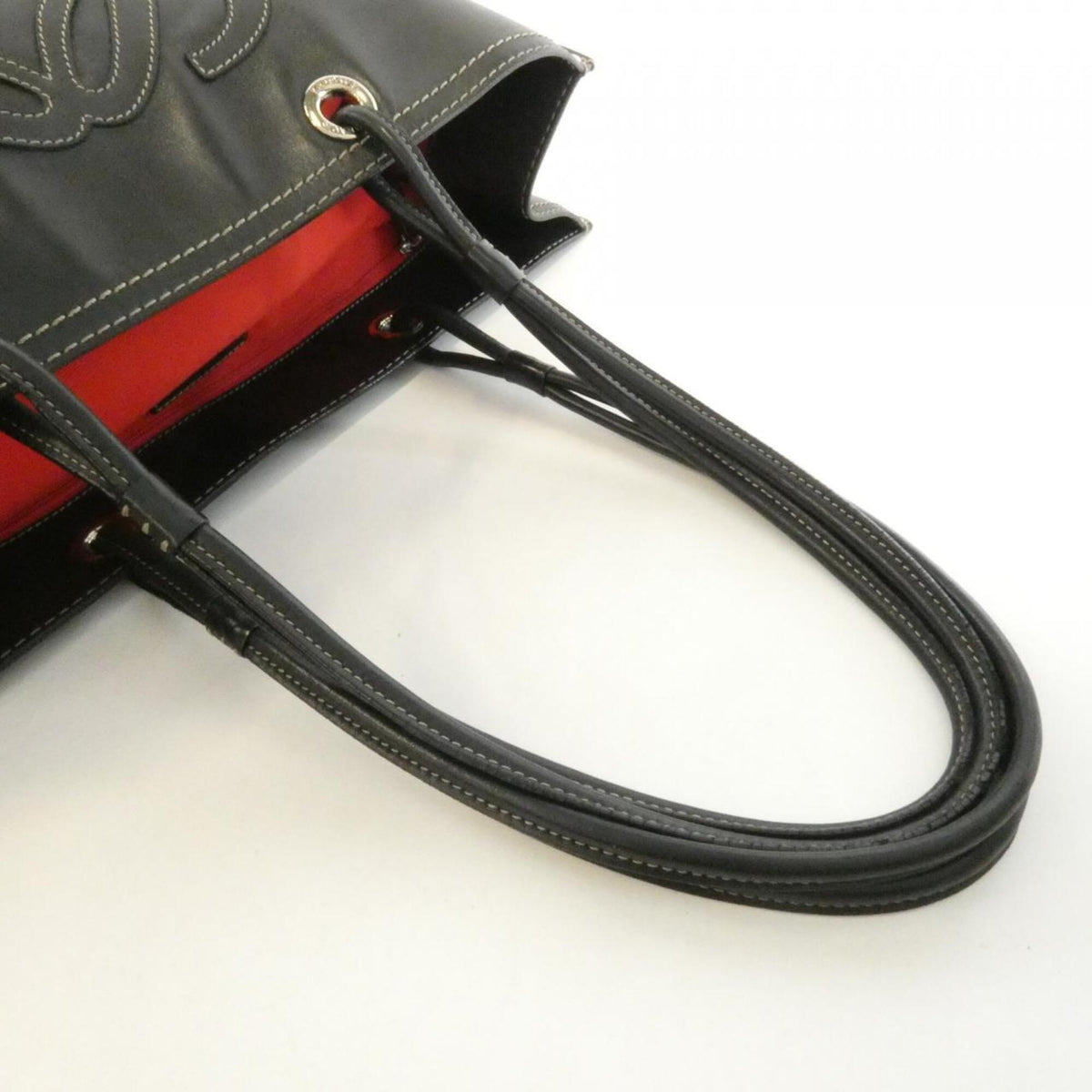 Loewe Black Leather Handbag (Pre-Owned)