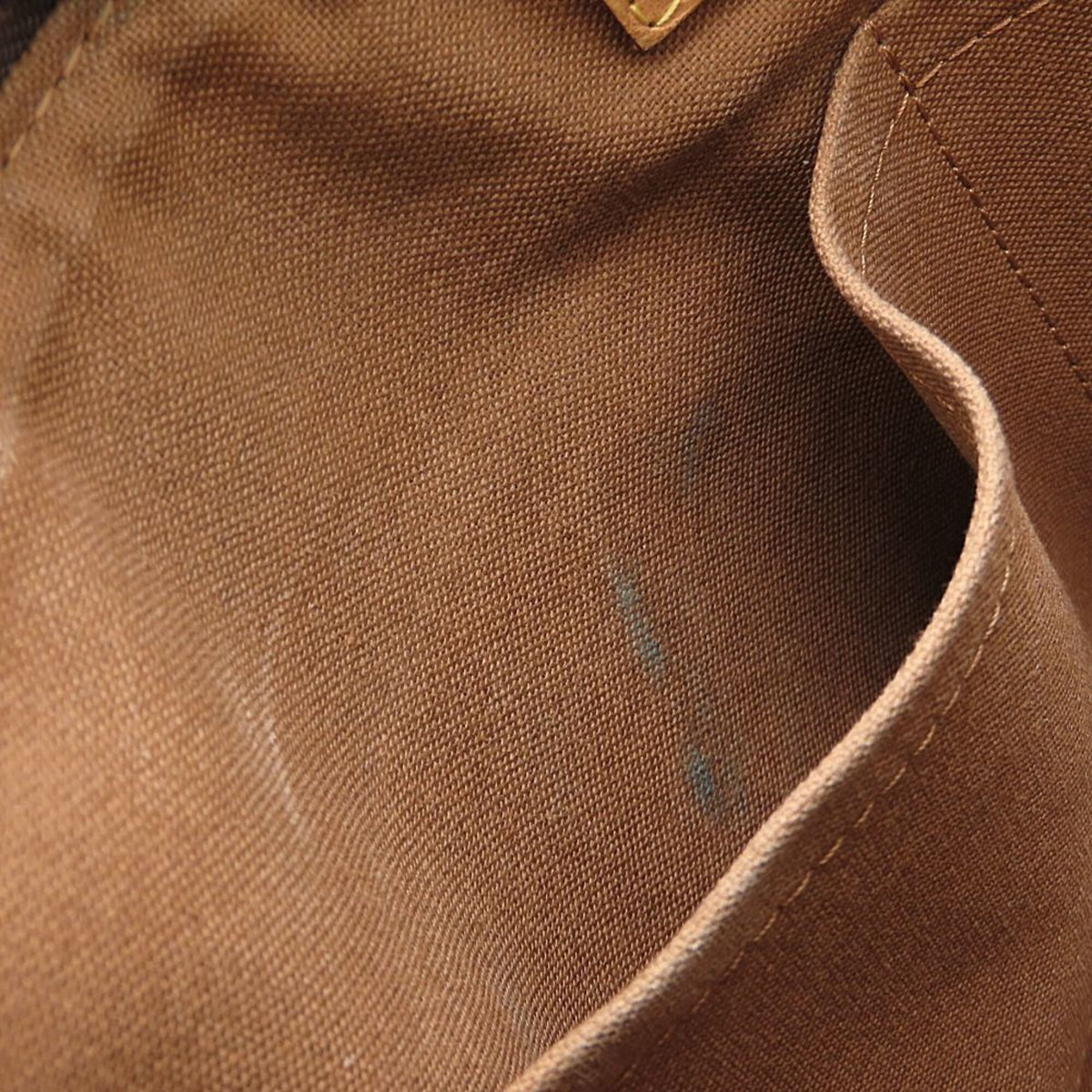 Louis Vuitton Brown Monogram Monogram Handbag (Pre-Owned)