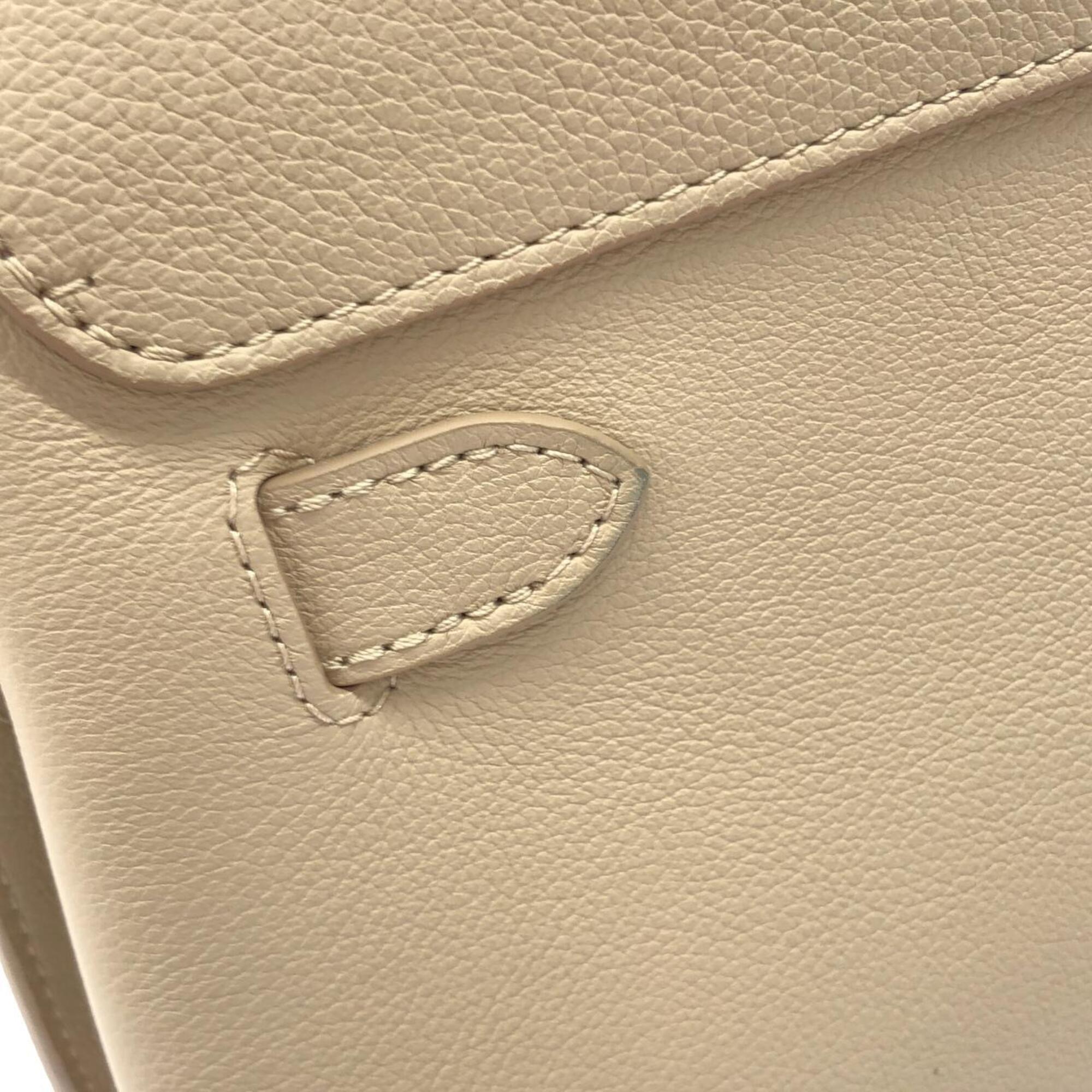 Louis Vuitton Grayish Leather Handbag (Pre-Owned)