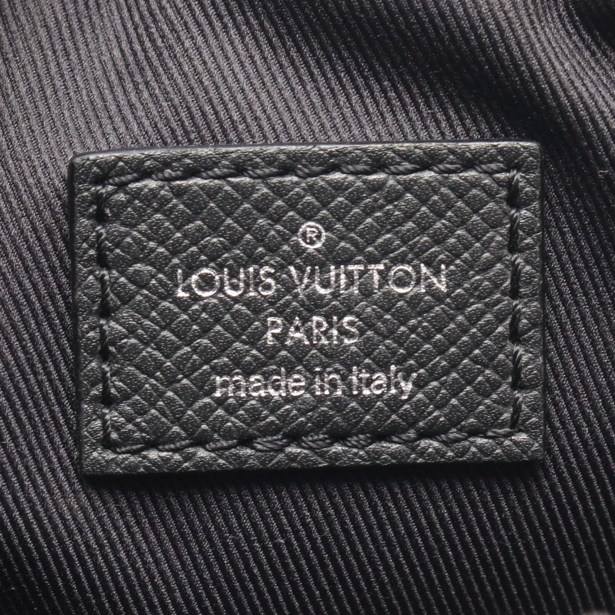 Louis Vuitton Black Noir Taigarama Leather Fanny Pack (Pre-Owned)