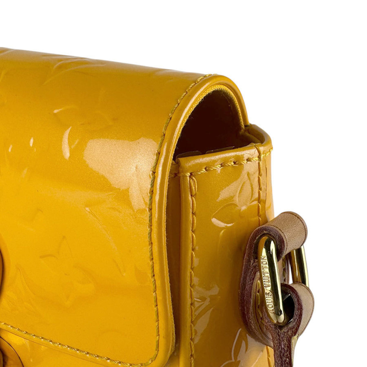 Louis Vuitton Jaune Monogram Vernis Shoulder Bag (Pre-Owned)