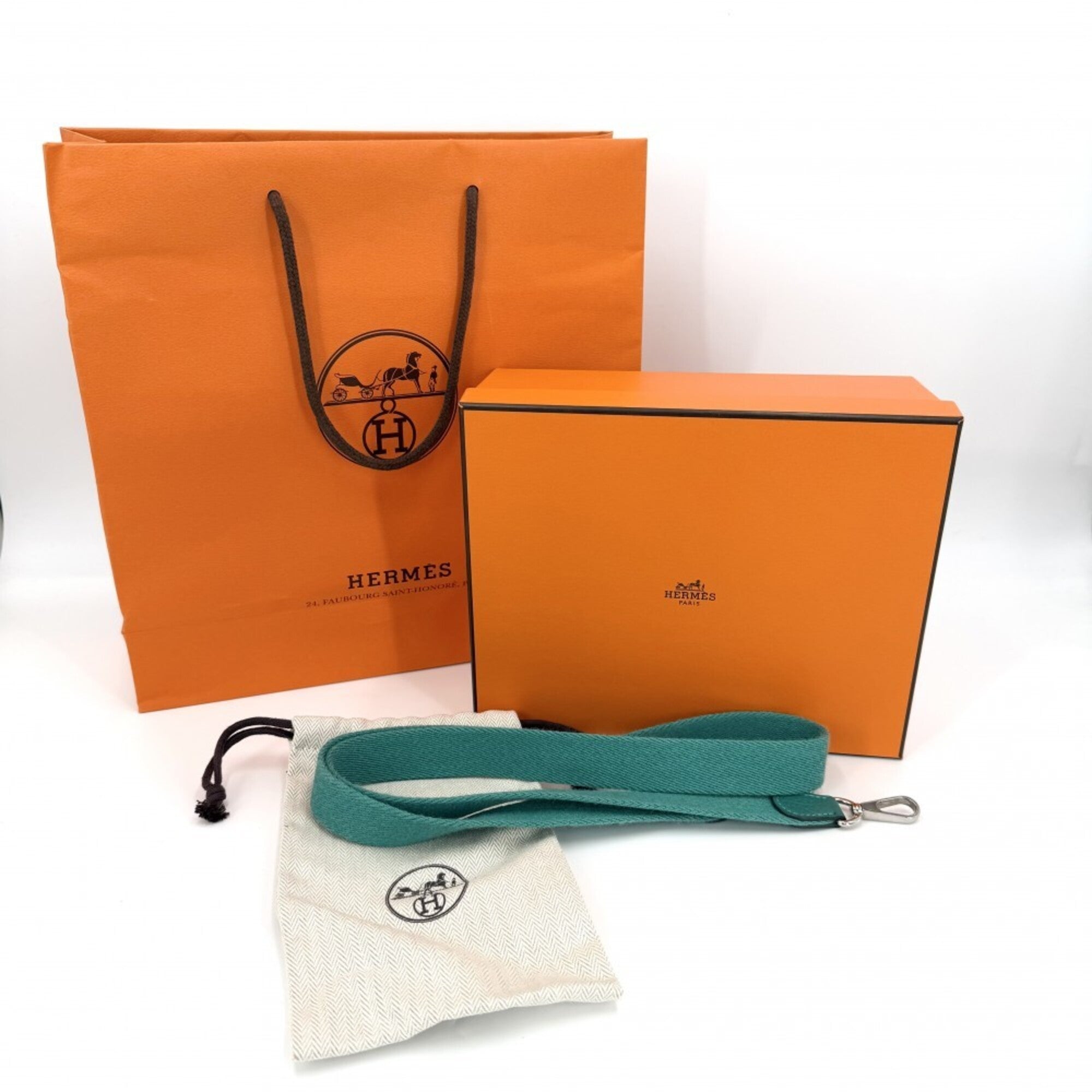 Hermes Green Leather Shoulder Bag (Pre-Owned)