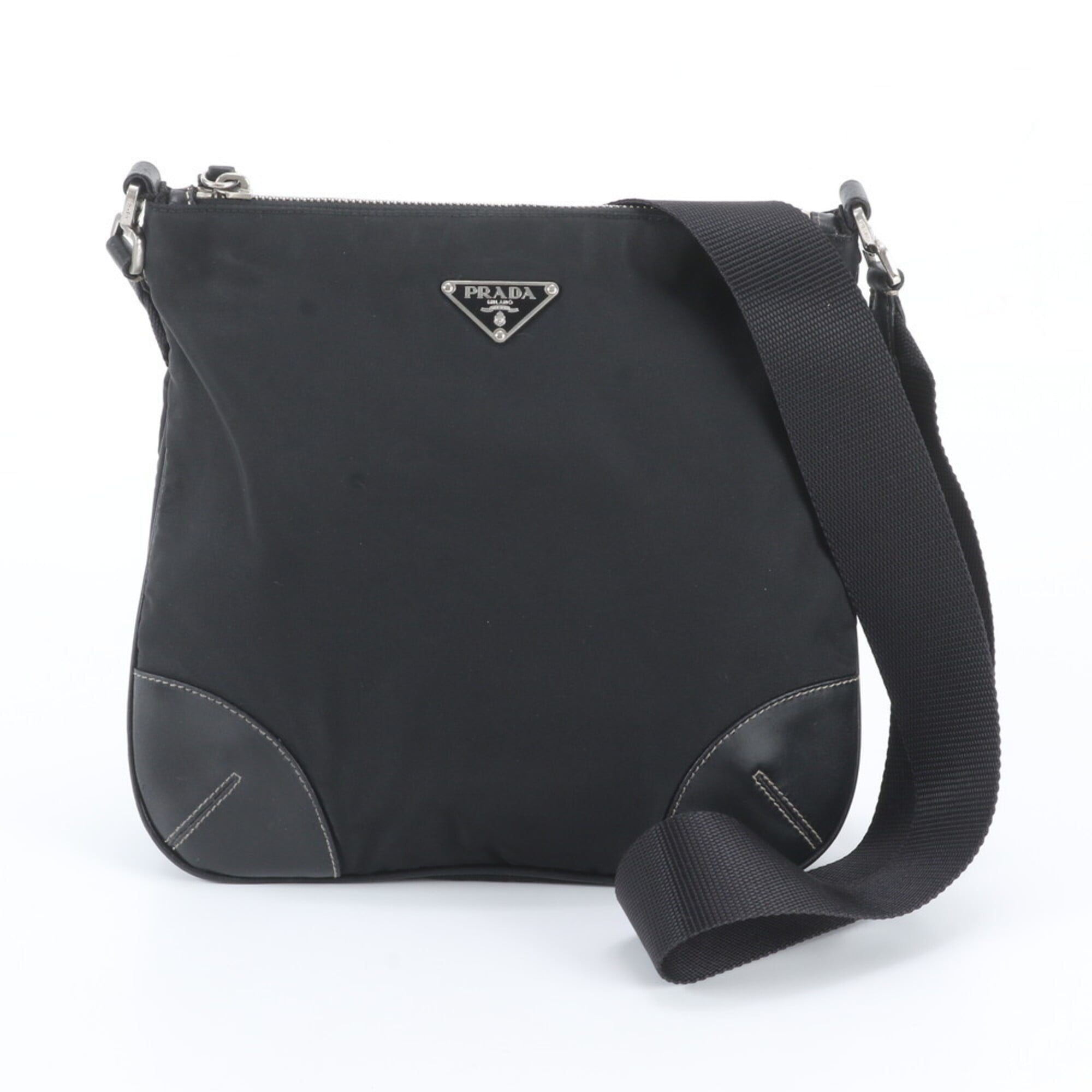 Prada Black Leather Nylon Shoulder Bag (Pre-Owned)