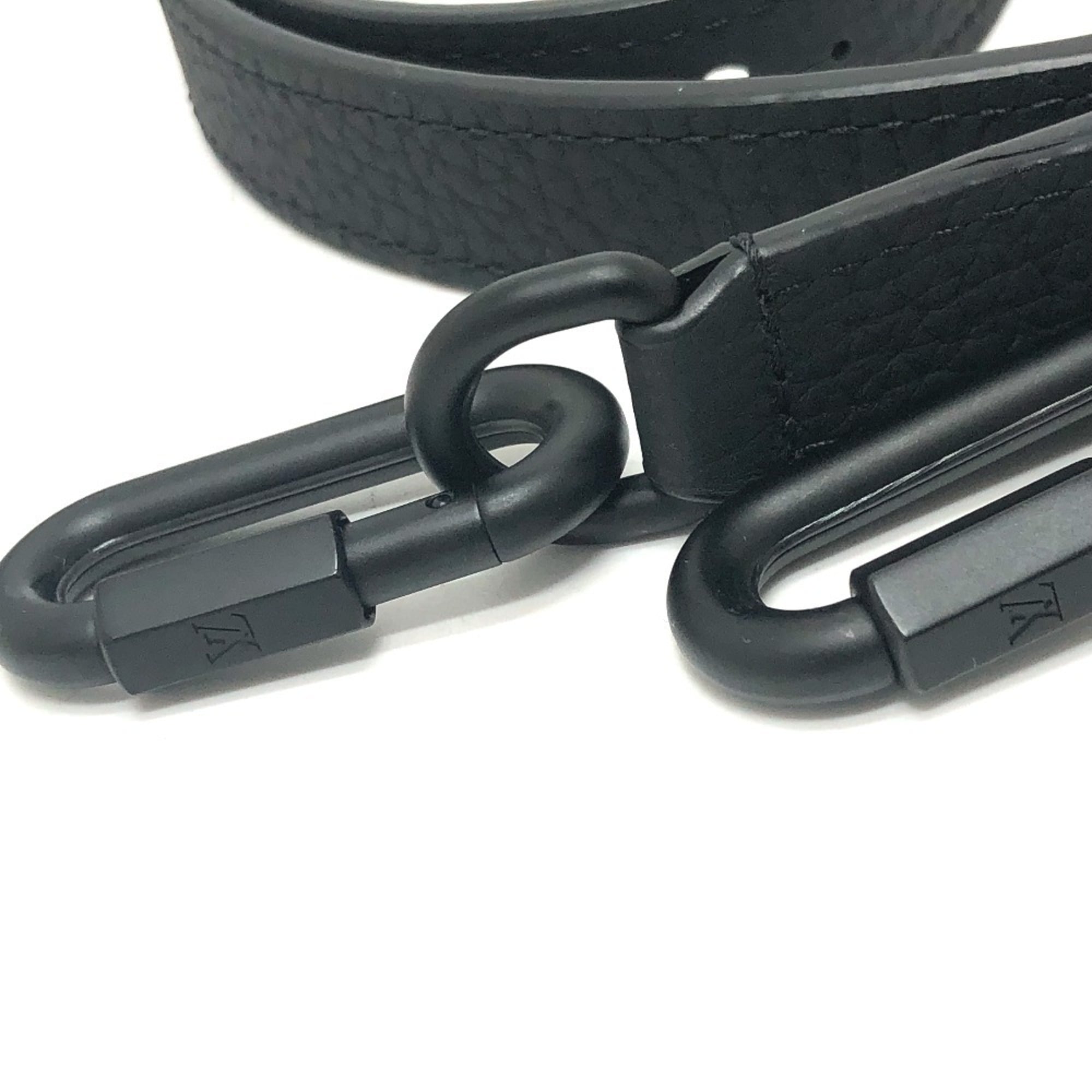 Louis Vuitton Black Leather Shoulder Bag (Pre-Owned)