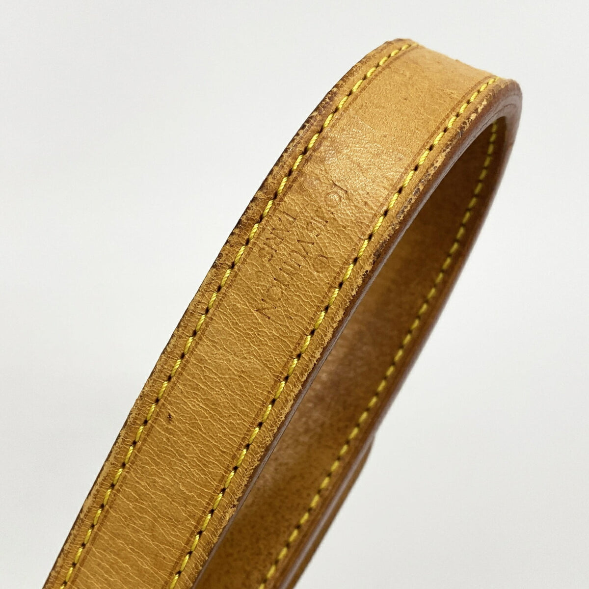 Louis Vuitton Brown Shoulder Bag (Pre-Owned)