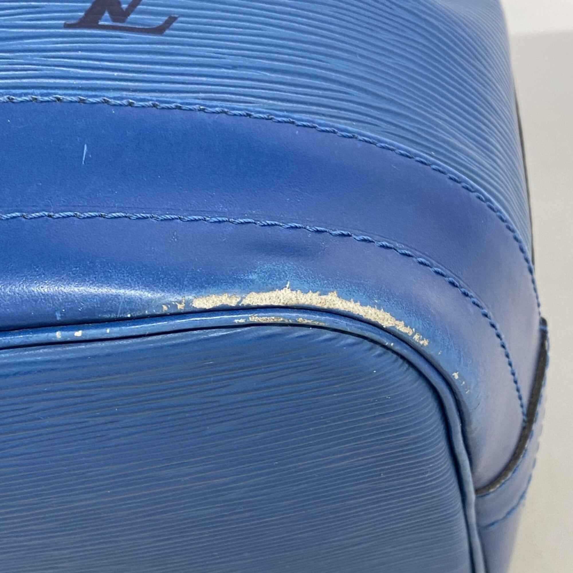 Louis Vuitton Toledo Blue Shoulder Bag (Pre-Owned)