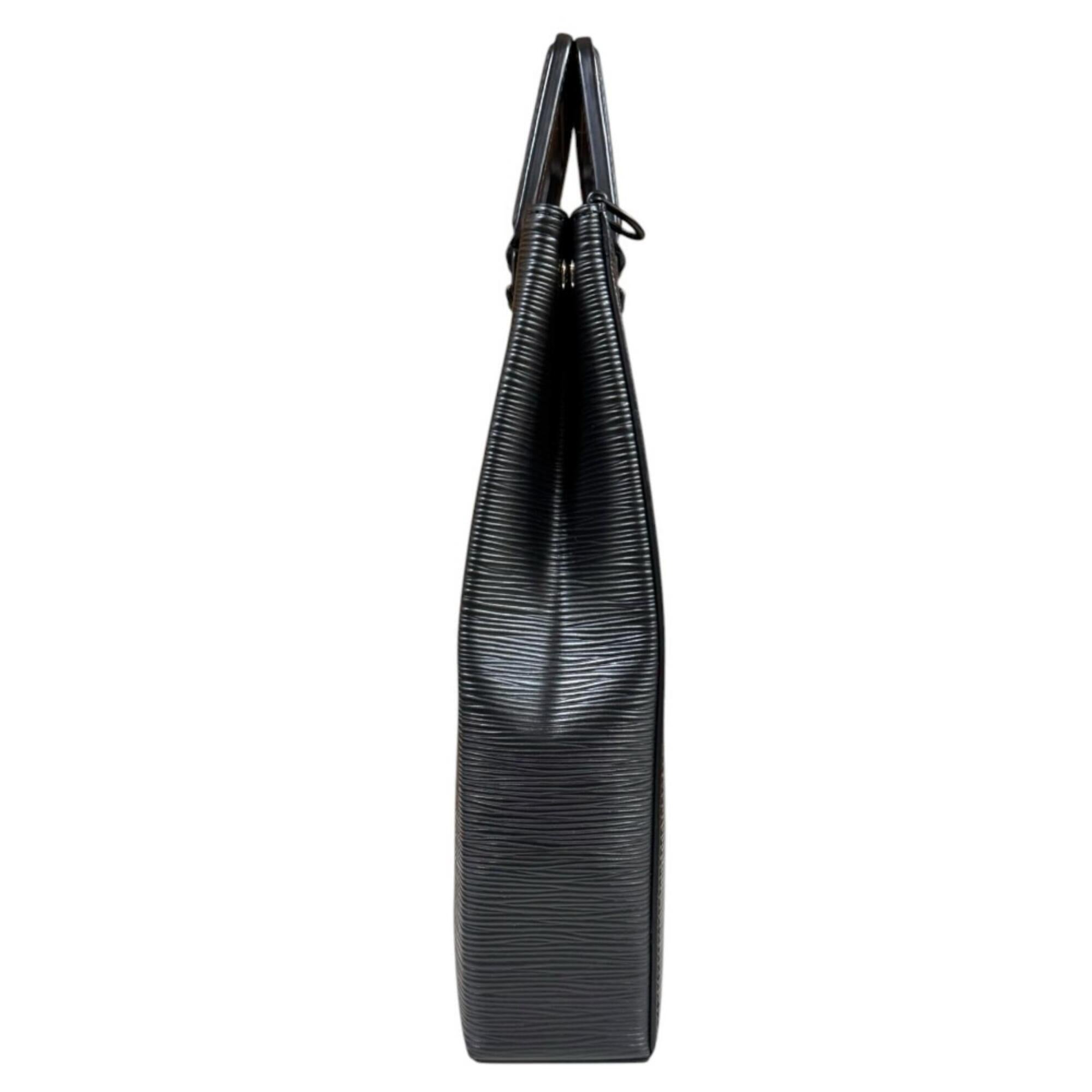 Louis Vuitton Black Epi Leather Shoulder Bag (Pre-Owned)