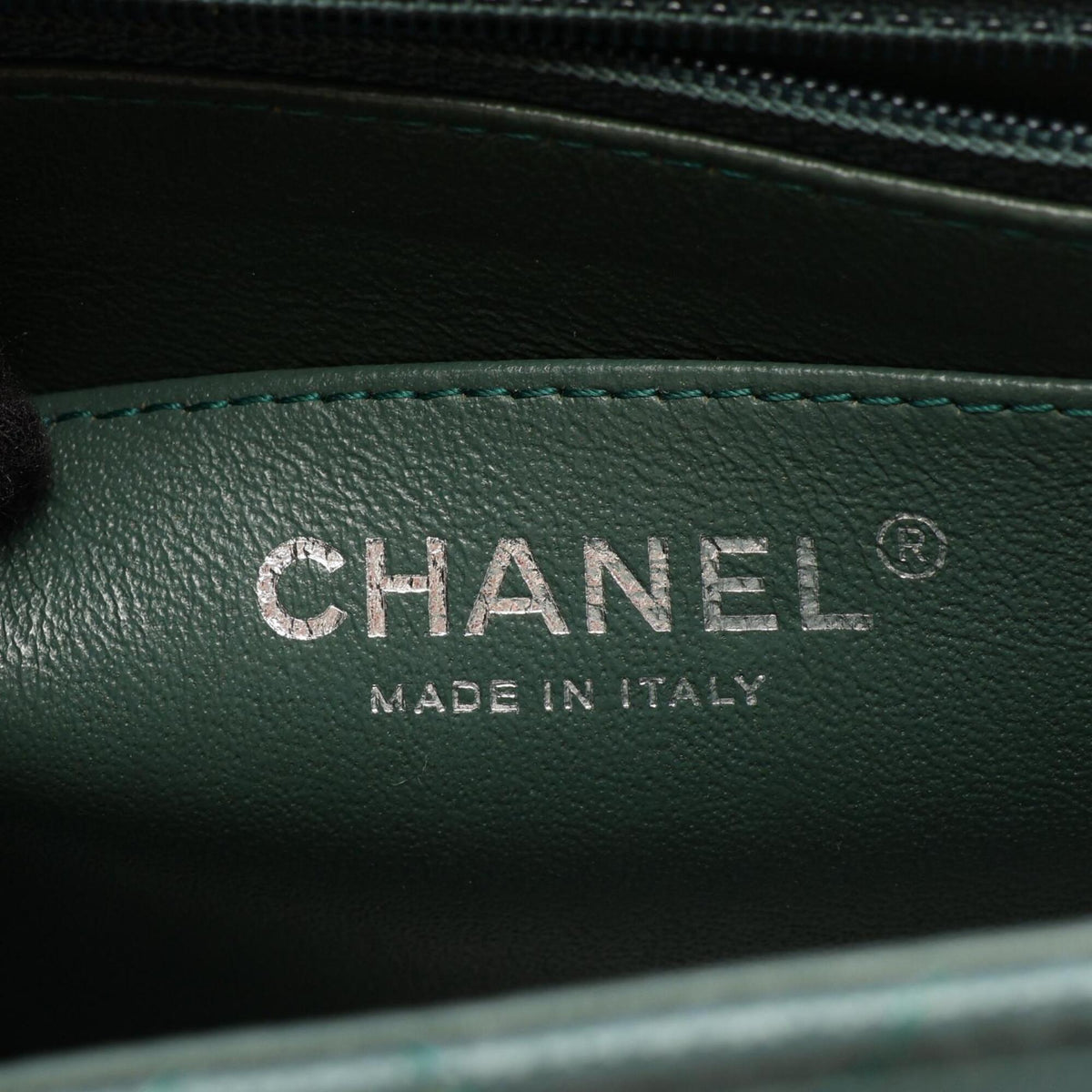 Chanel Green Grained Calfskin Handbag Shoulder Bag (Pre-Owned)