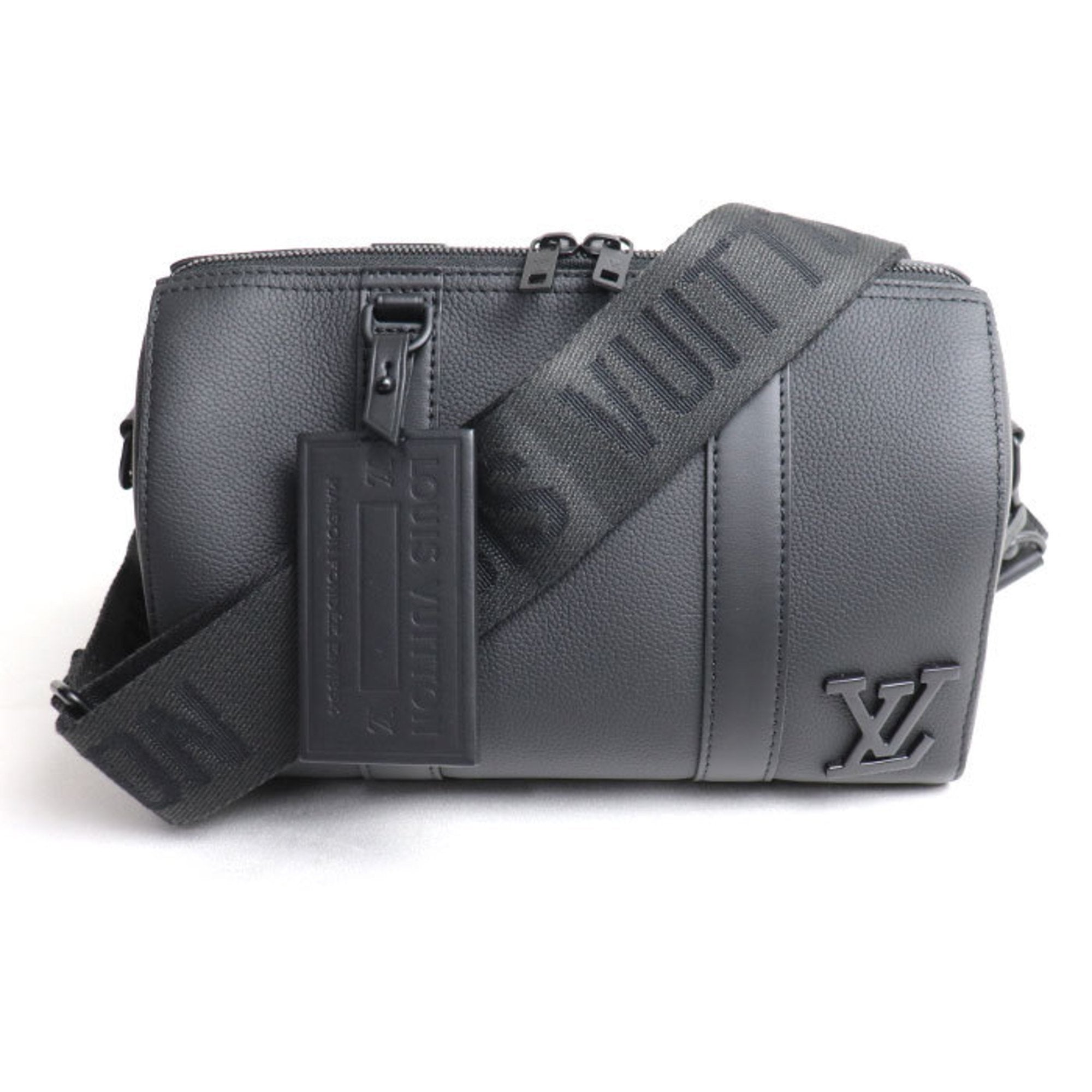 Louis Vuitton Black Leather Shoulder Bag (Pre-Owned)