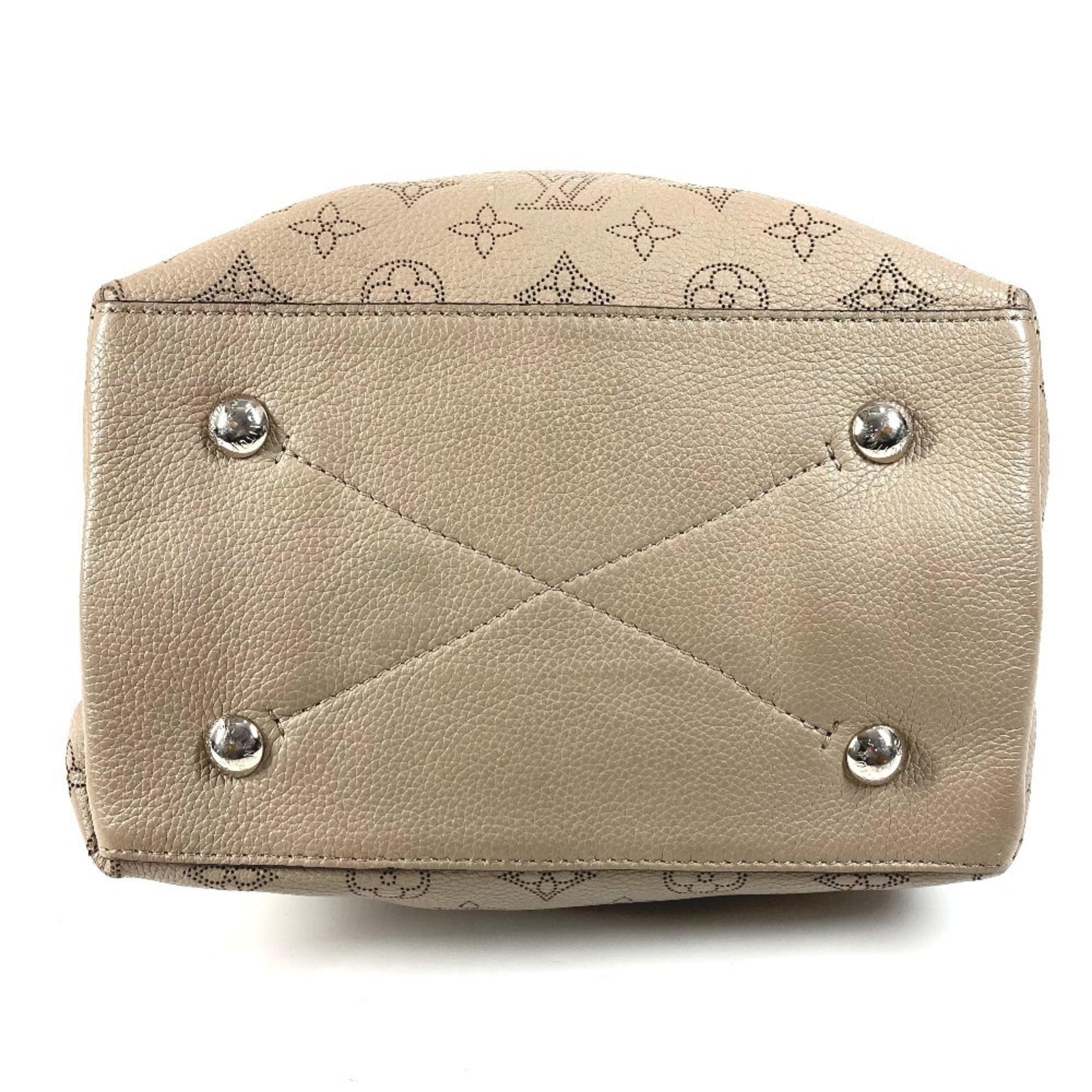 Louis Vuitton Beige Monogram Leather Handbag Shoulder Bag (Pre-Owned)