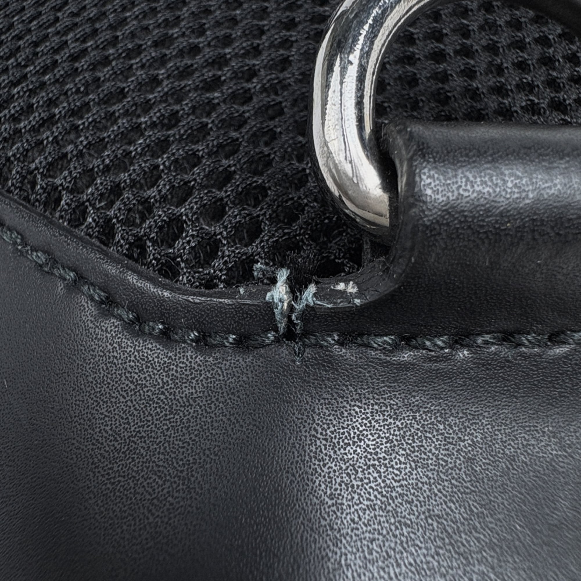 Gucci Black Coated Canvas Leather Sling Bag (Pre-Owned)