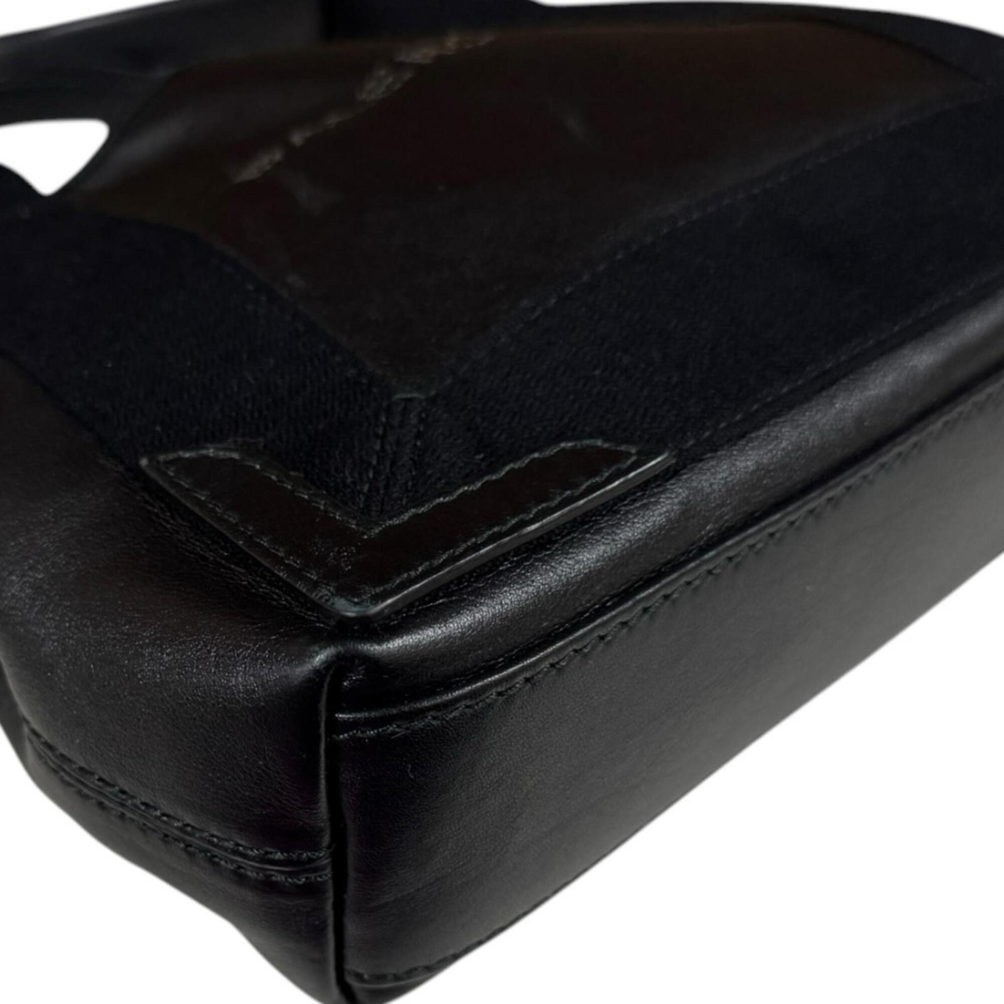 Balenciaga Black Leather Pouch Shoulder Bag (Pre-Owned)