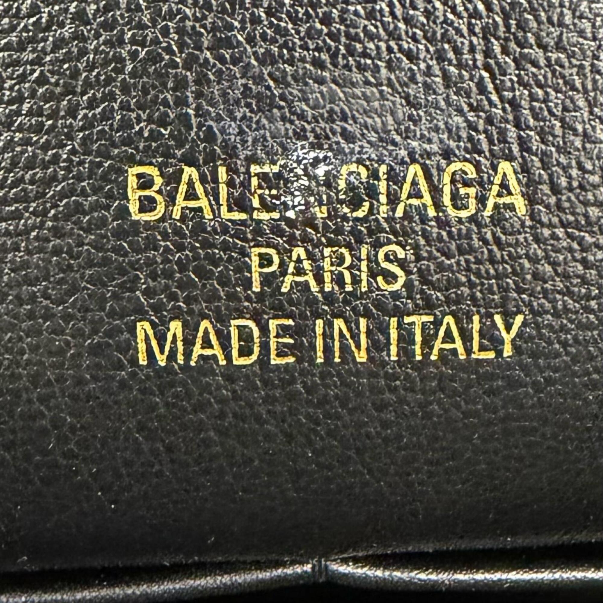 Balenciaga Black Leather Shoulder Bag (Pre-Owned)
