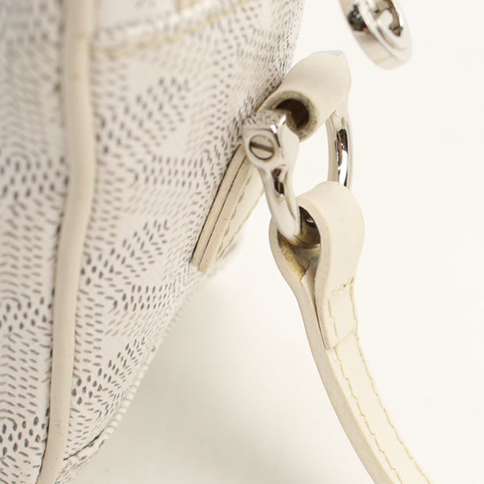 Goyard White Canvas Shoulder Bag (Pre-Owned)