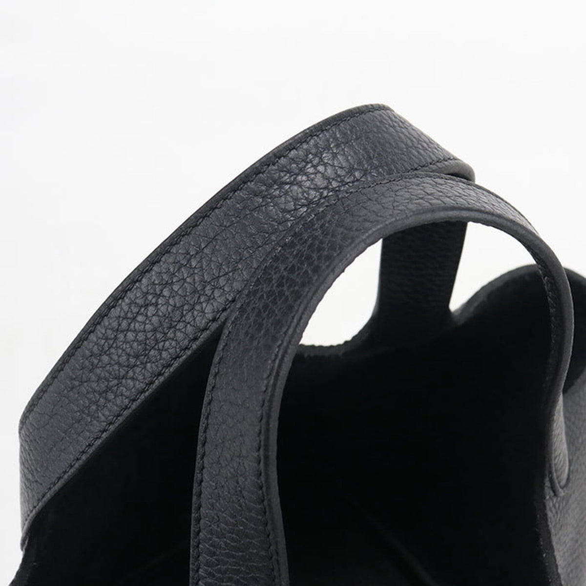 Hermes Black Taurillon Clemence Leather Handbag (Pre-Owned)