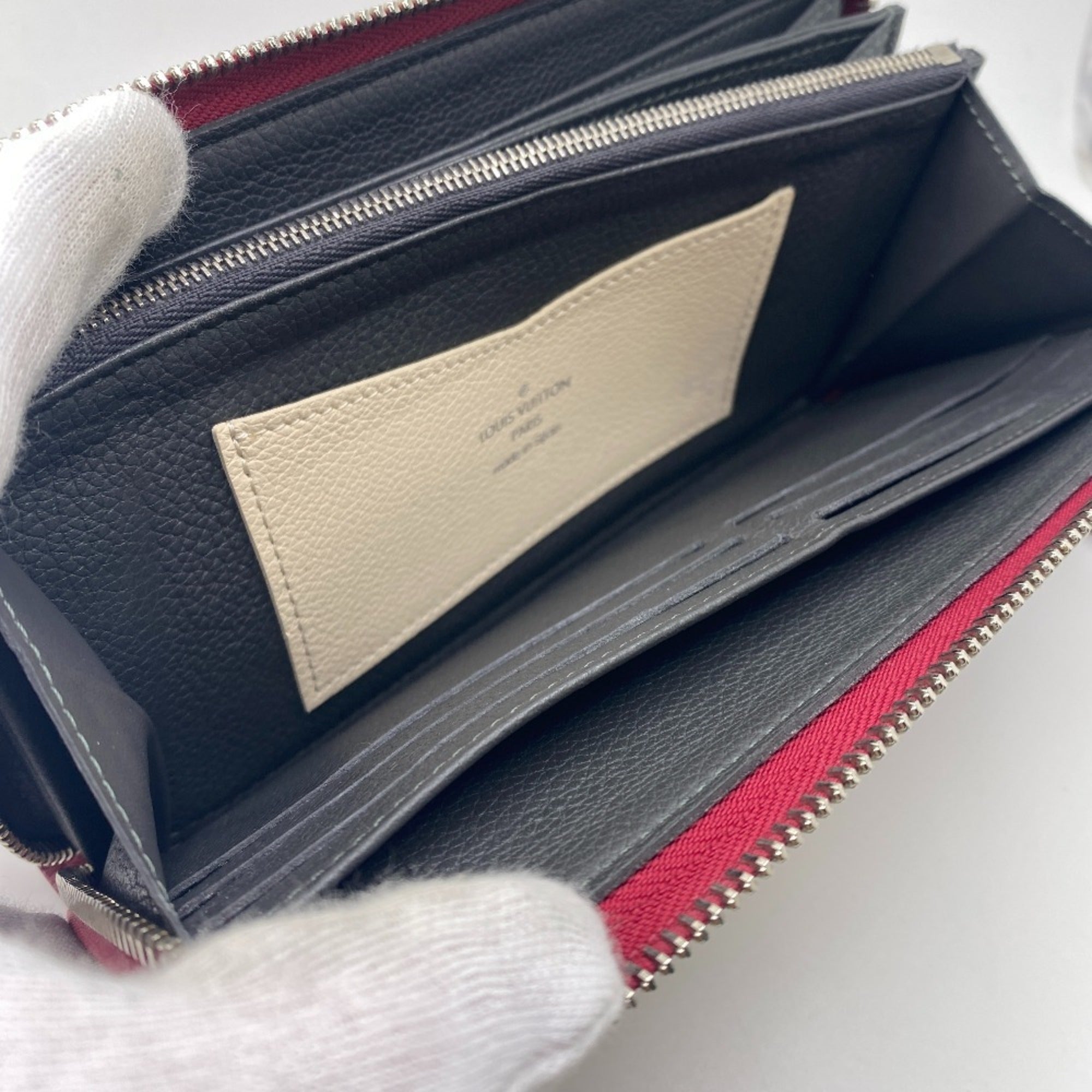 Louis Vuitton Wine Leather Long Wallet (Bi-Fold) (Pre-Owned)