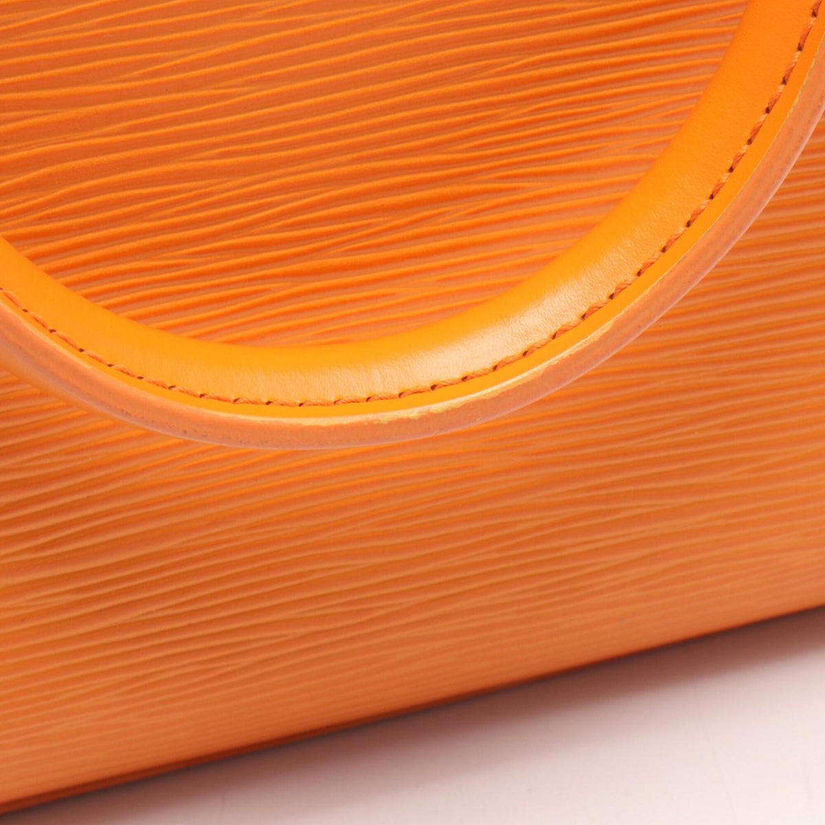 Louis Vuitton Mandarin Orange Leather Handbag (Pre-Owned)