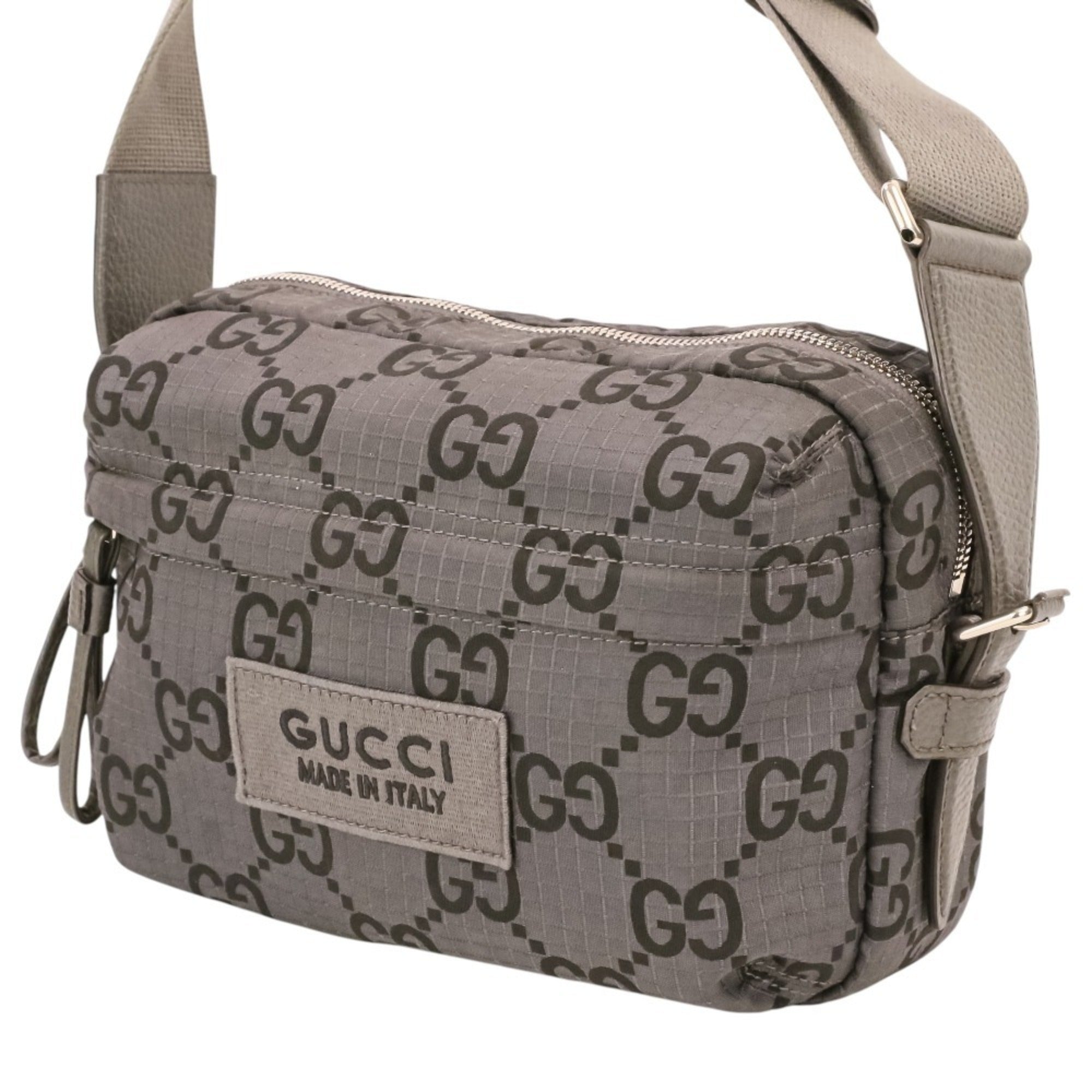 Gucci Gray Polyester Shoulder Bag (Pre-Owned)