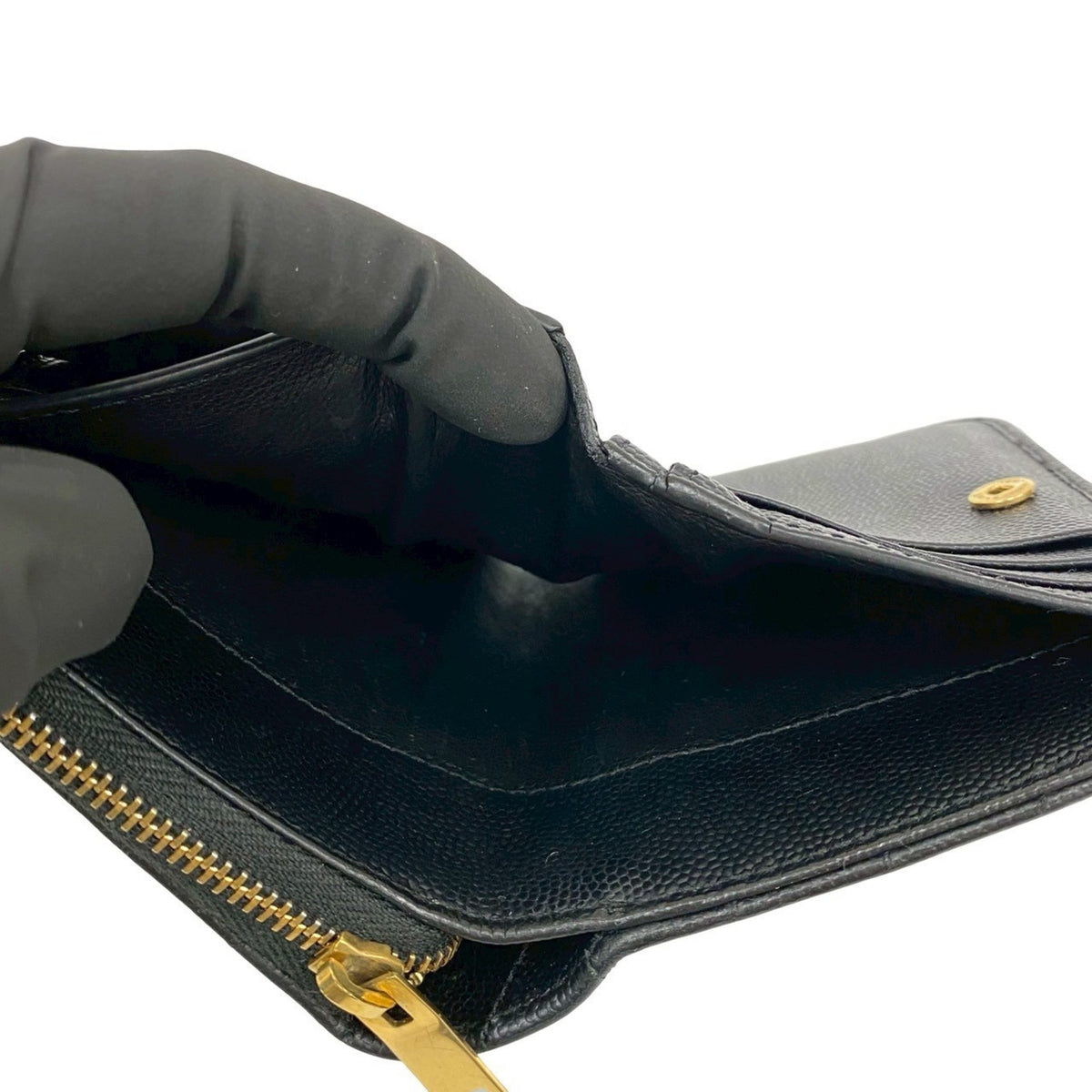Saint Laurent Black Leather Wallet (Bi-Fold) (Pre-Owned)