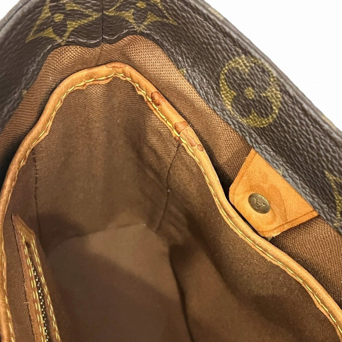 Louis Vuitton Monogram Brown Monogram Handbag (Pre-Owned)