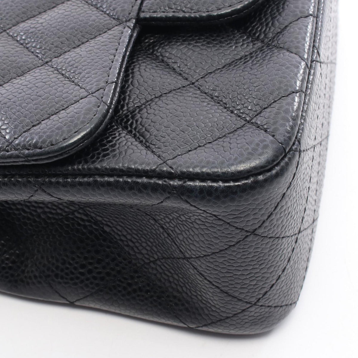 Chanel Black Leather Handbag Shoulder Bag (Pre-Owned)