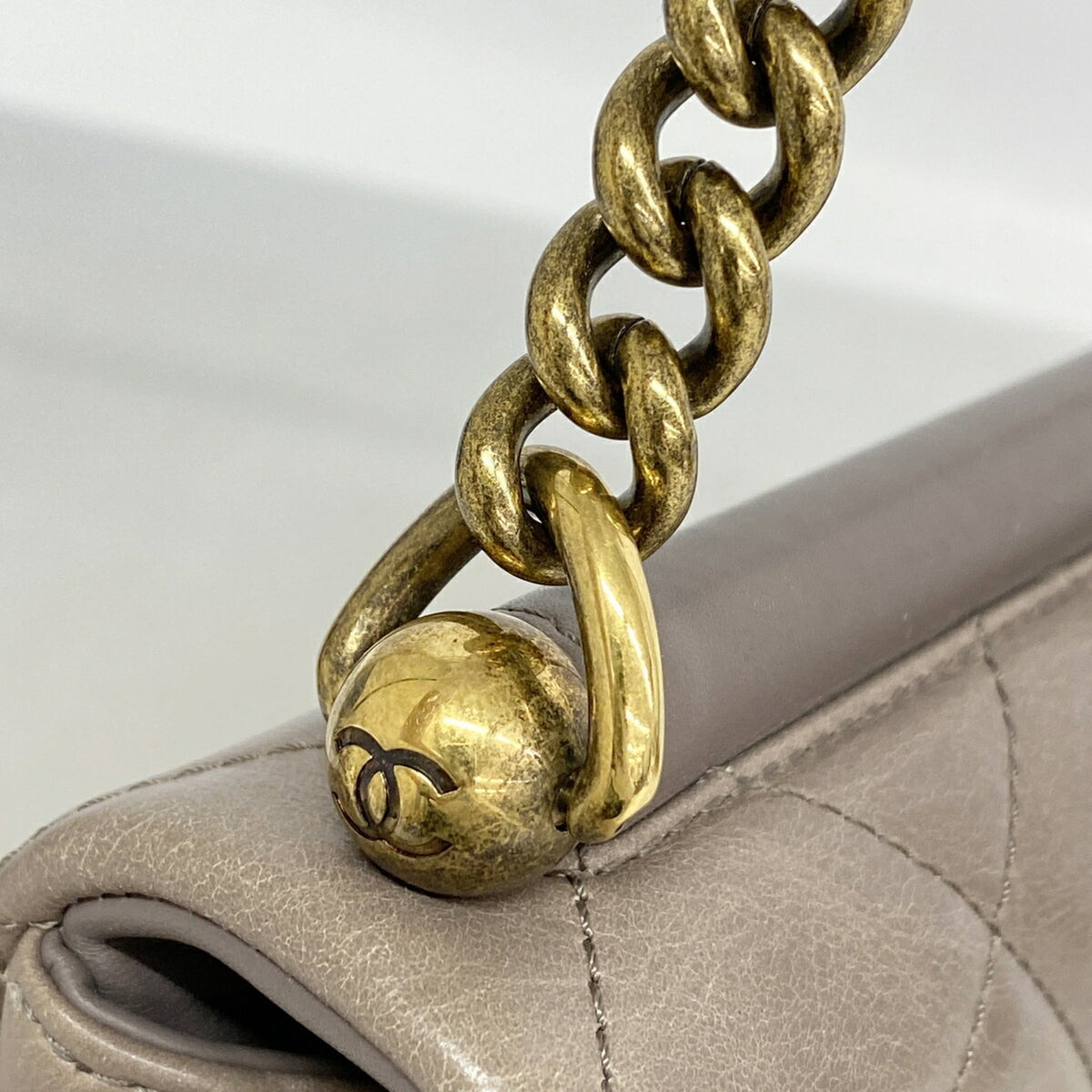 Chanel Grayish Leather Shoulder Bag (Pre-Owned)