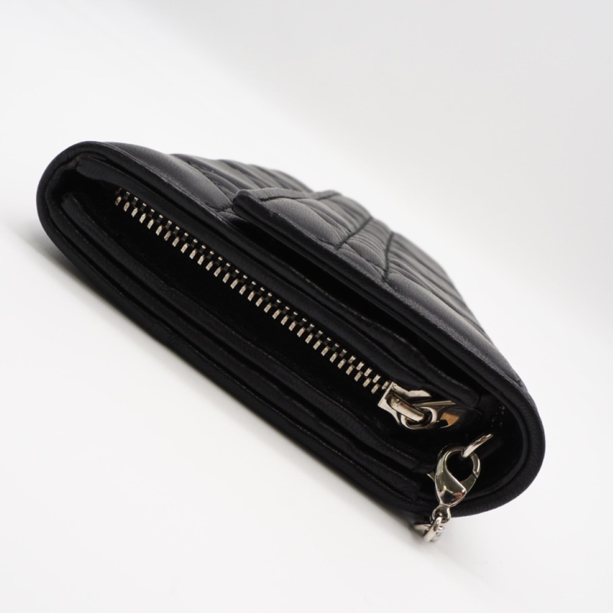 Christian Dior Black Leather Chain/Shoulder Wallet (Pre-Owned)