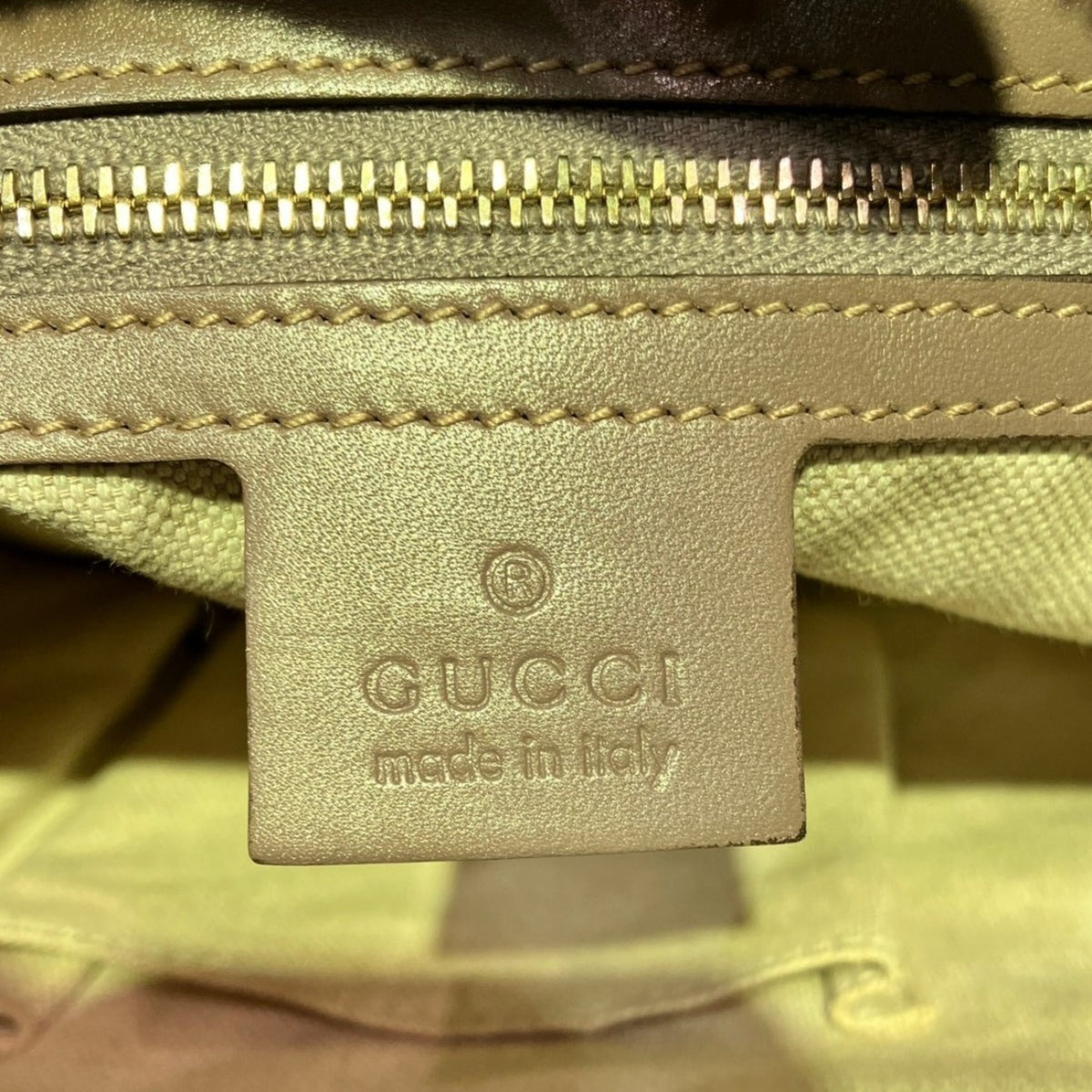 Gucci Beige Canvas Shoulder Bag (Pre-Owned)