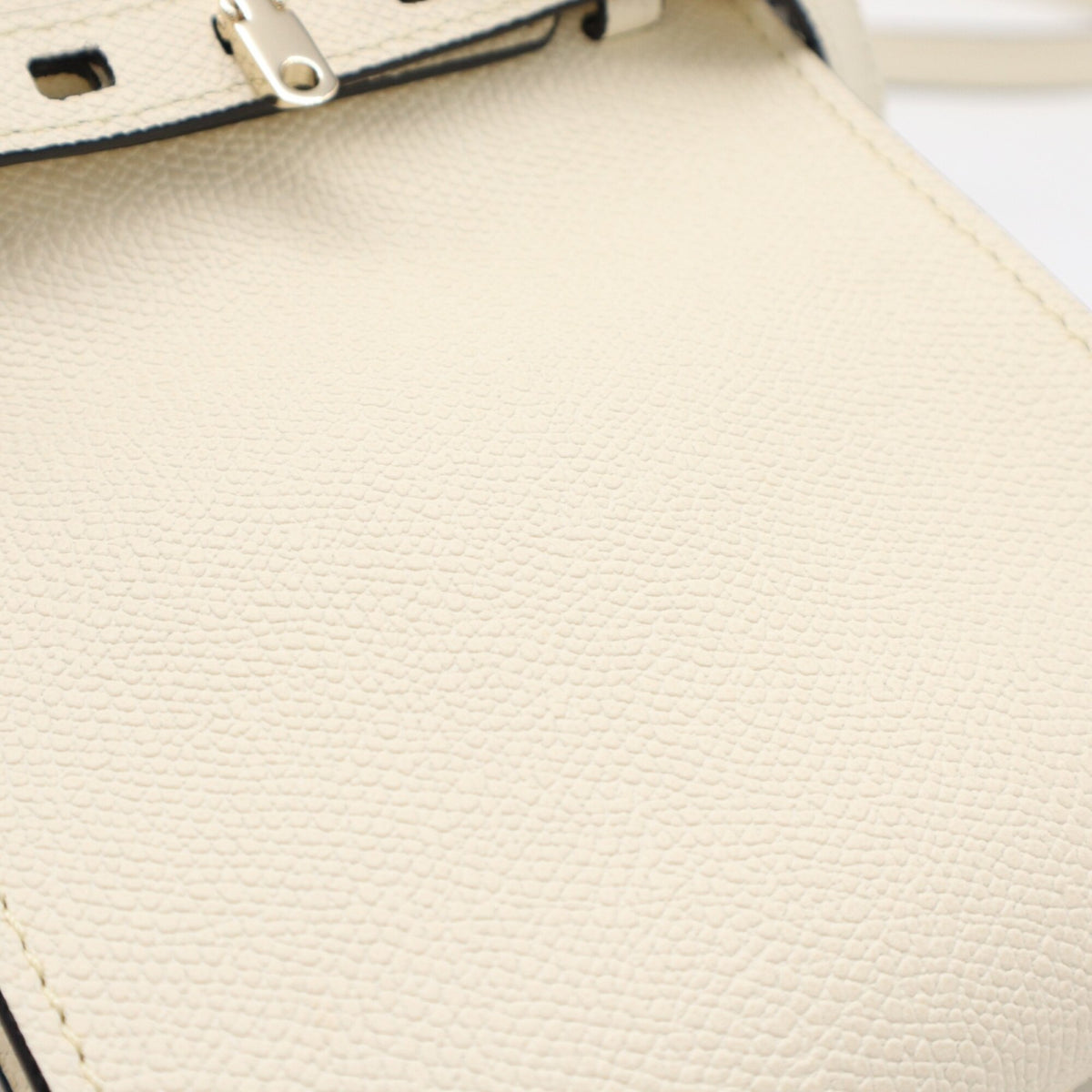 Valextra White Leather Shoulder Bag (Pre-Owned)