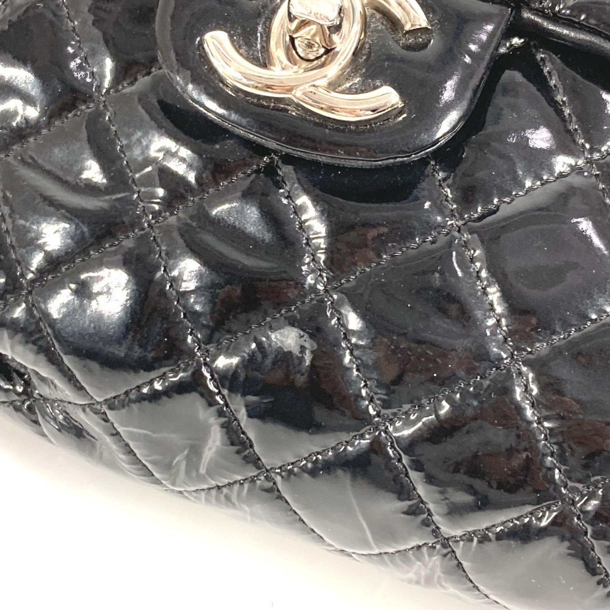 Chanel Matelasse Black Shoulder Bag (Pre-Owned)