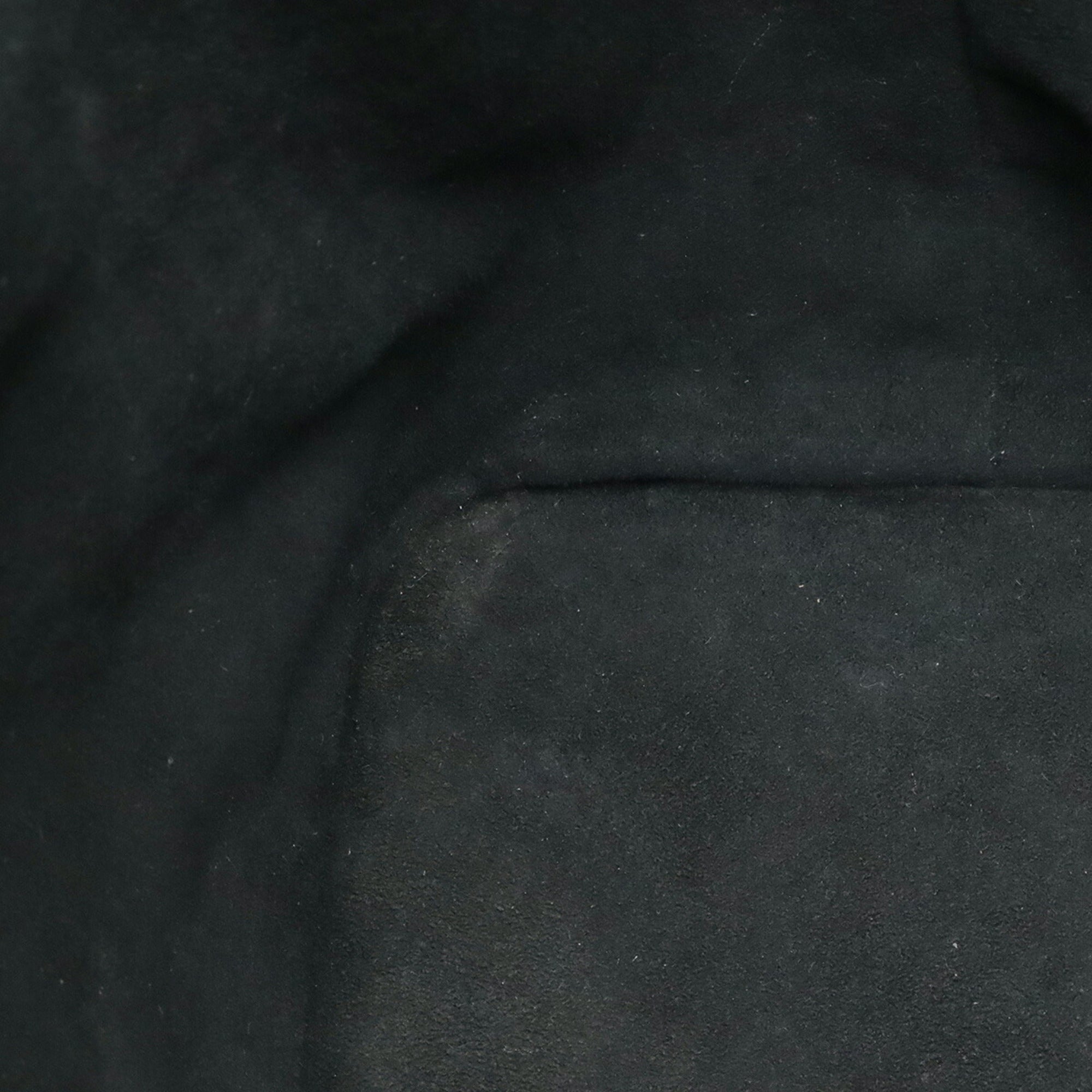 Louis Vuitton Noir Epi Leather Shoulder Bag (Pre-Owned)